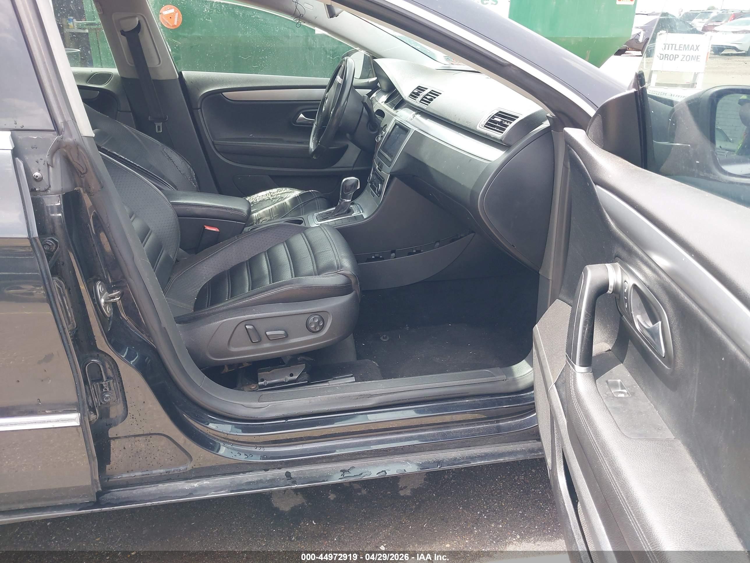 VOLKSWAGEN CC image 5