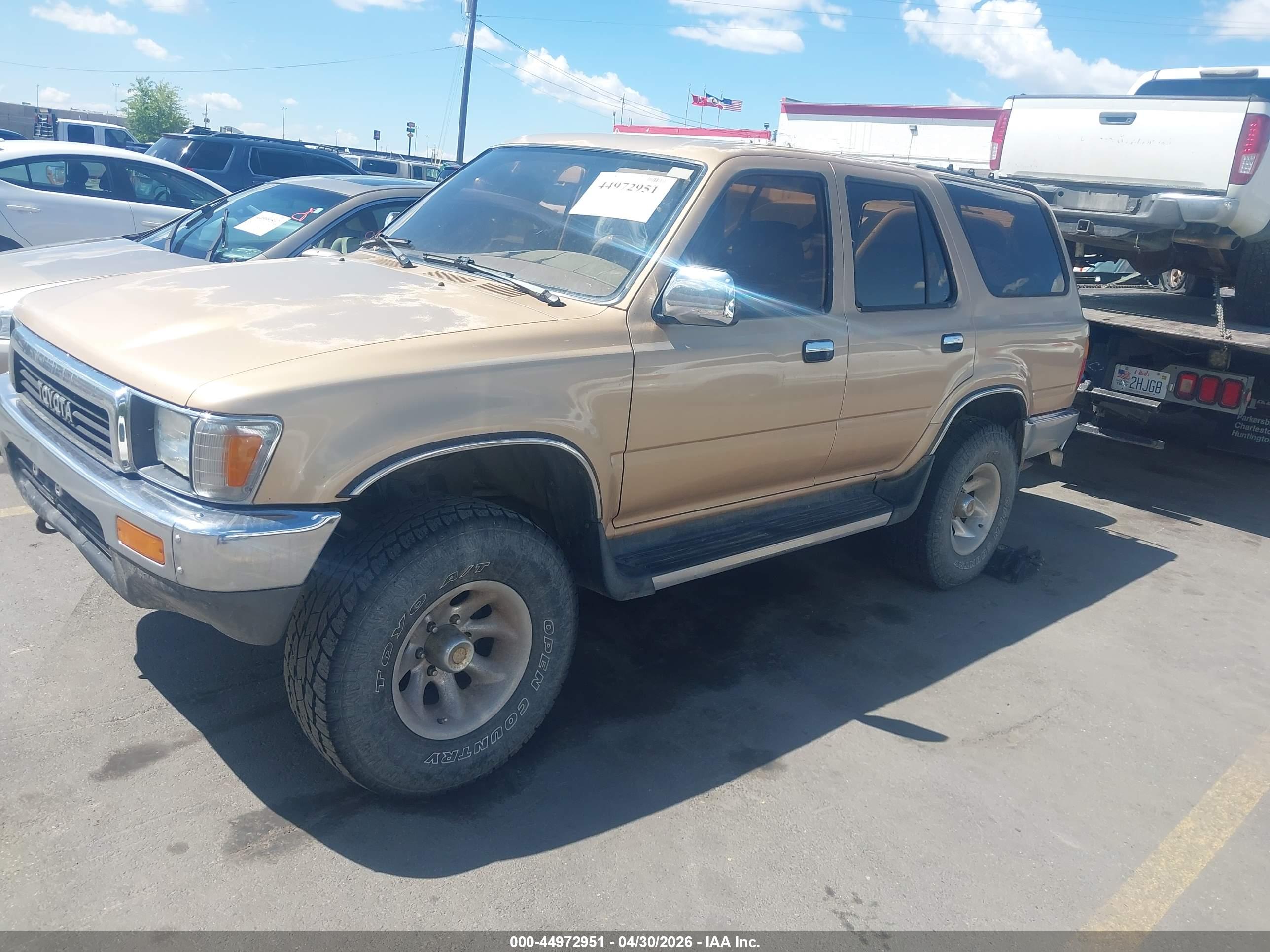 TOYOTA 4RUNNER image 2