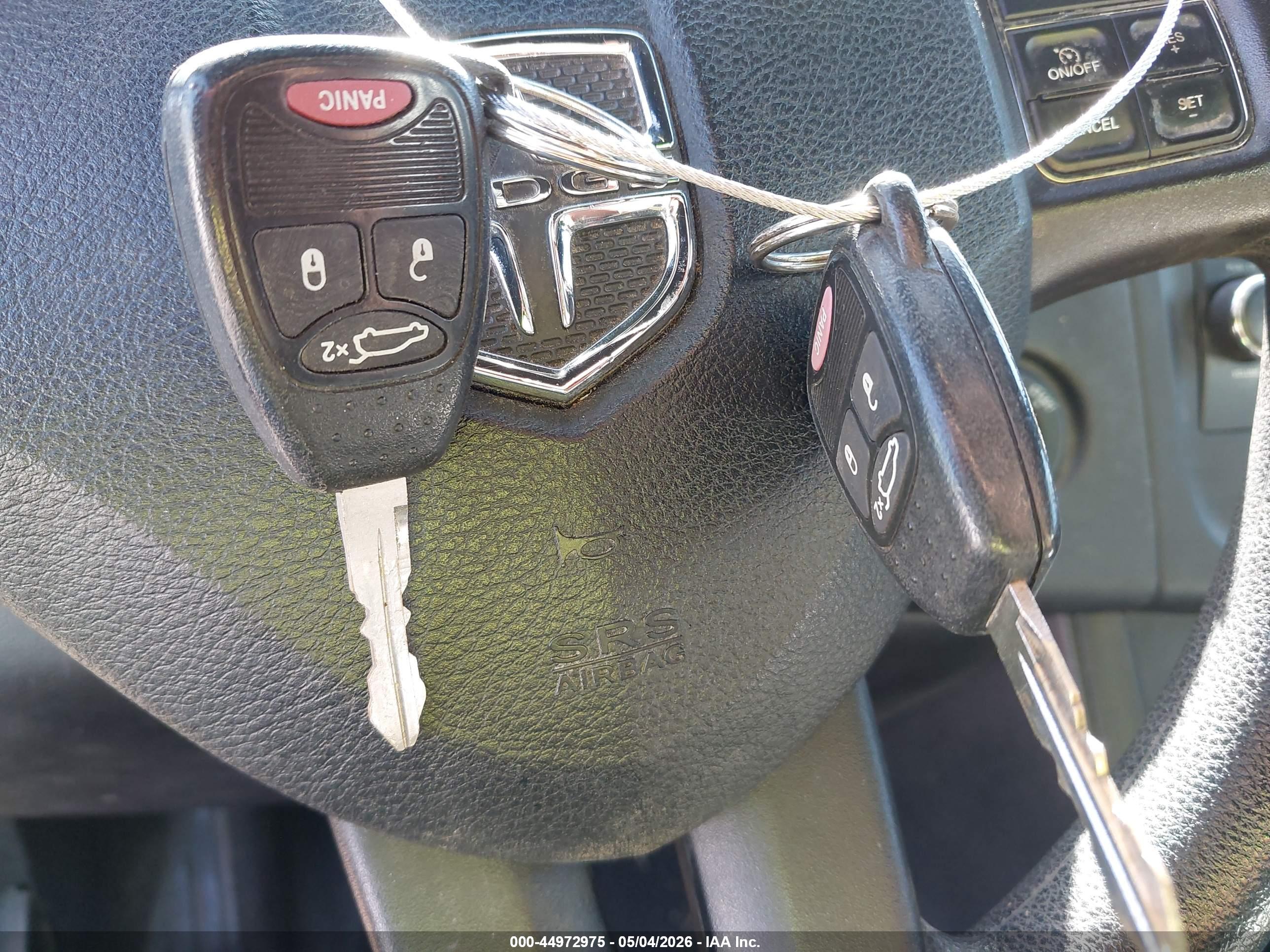 DODGE AVENGER image 11
