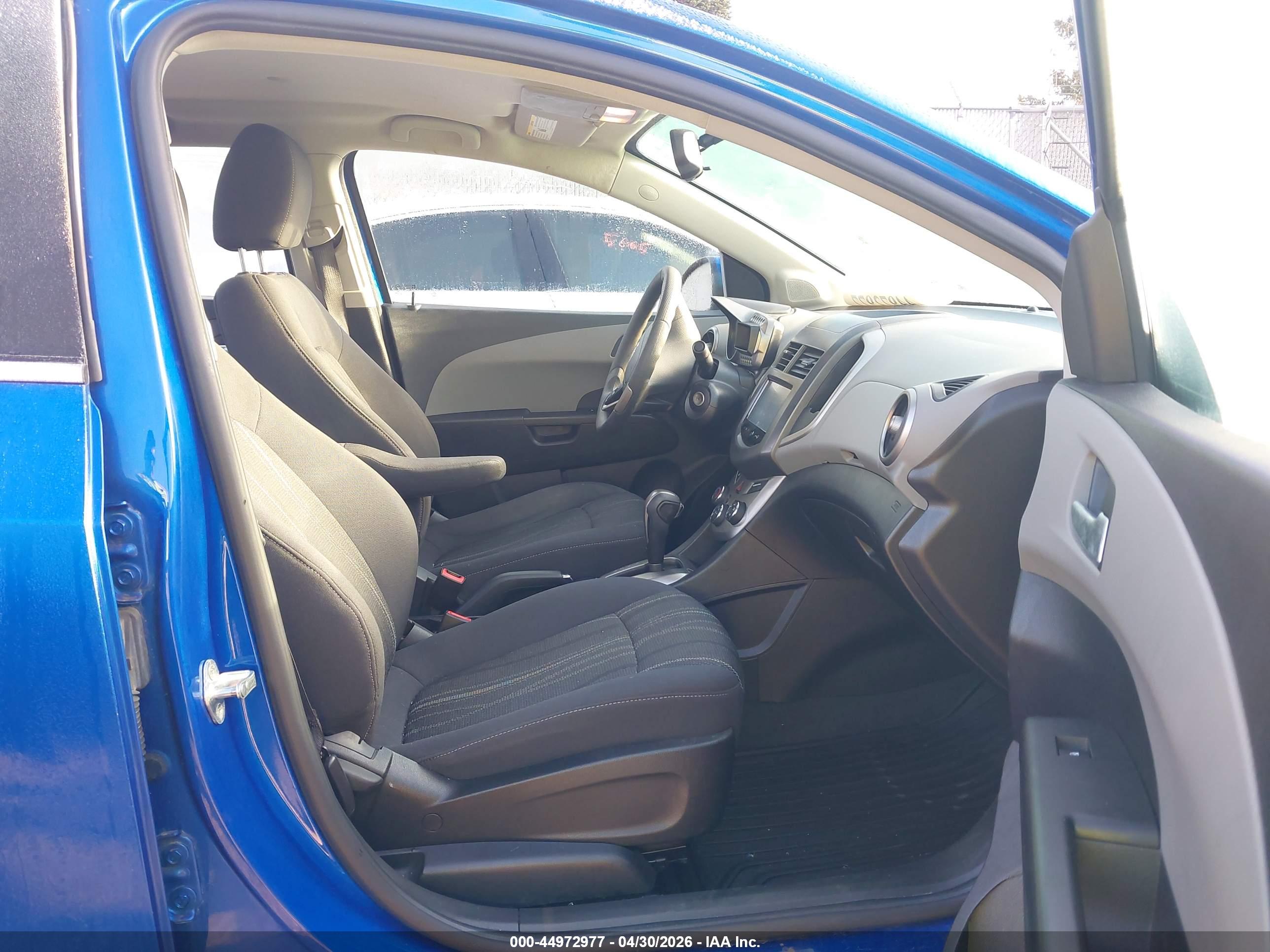 CHEVROLET SONIC image 5