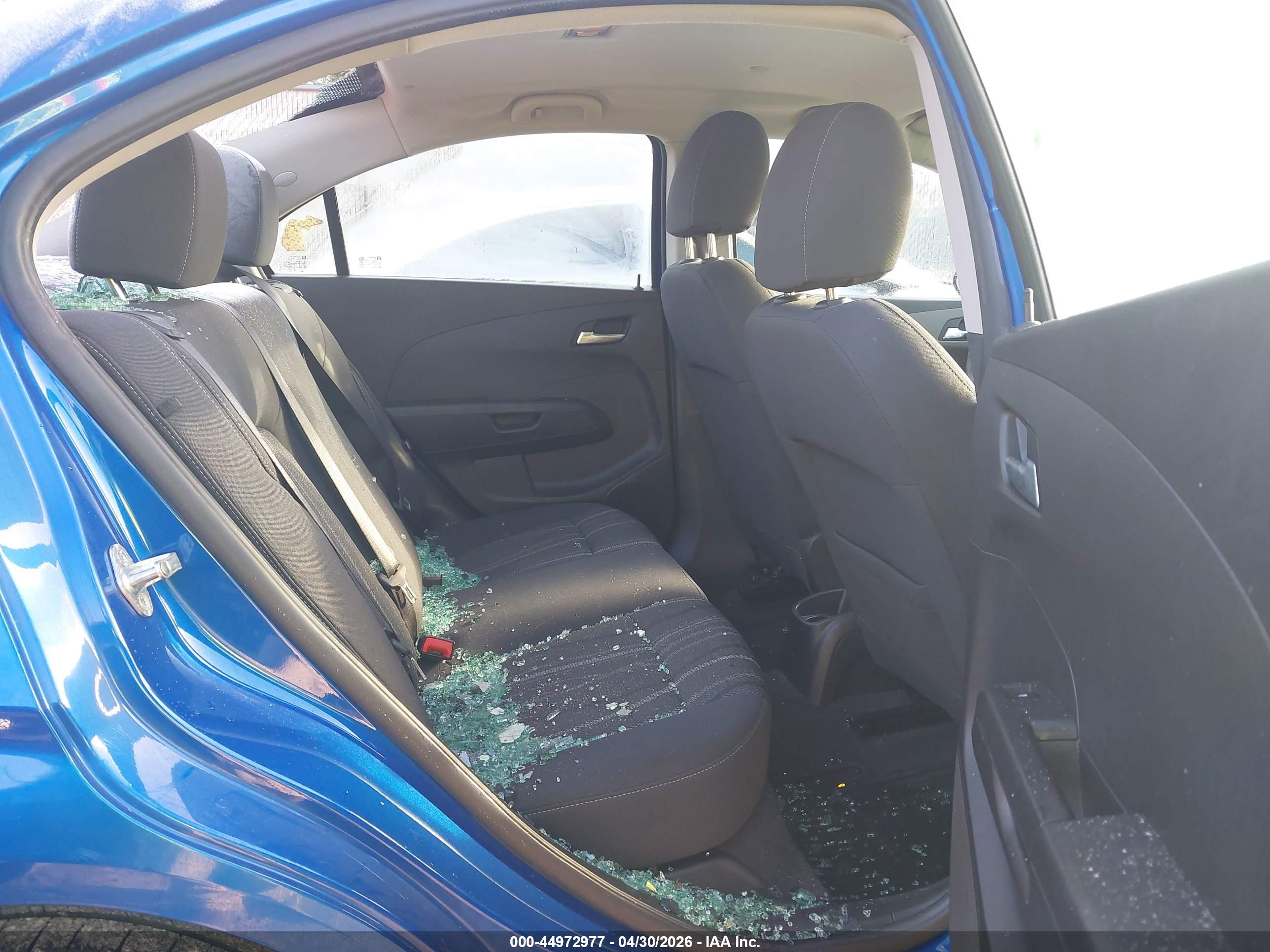 CHEVROLET SONIC image 8