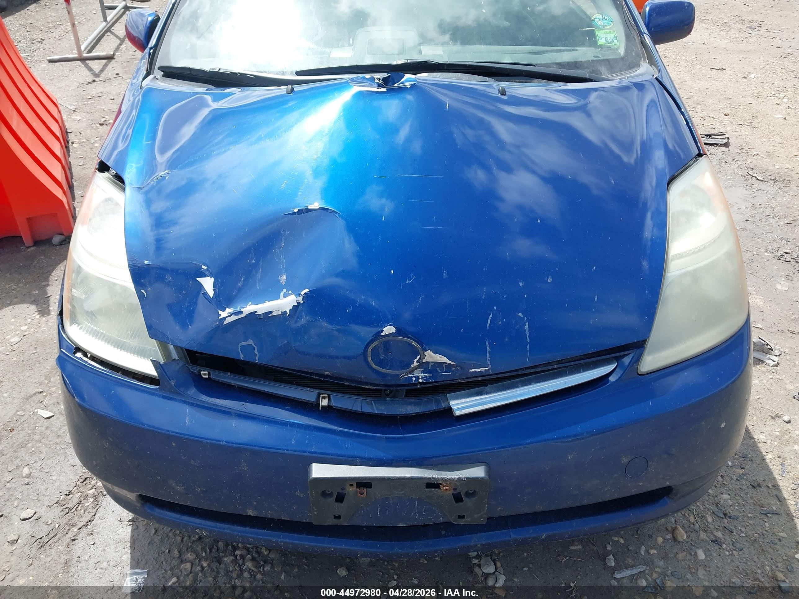 TOYOTA PRIUS image 6