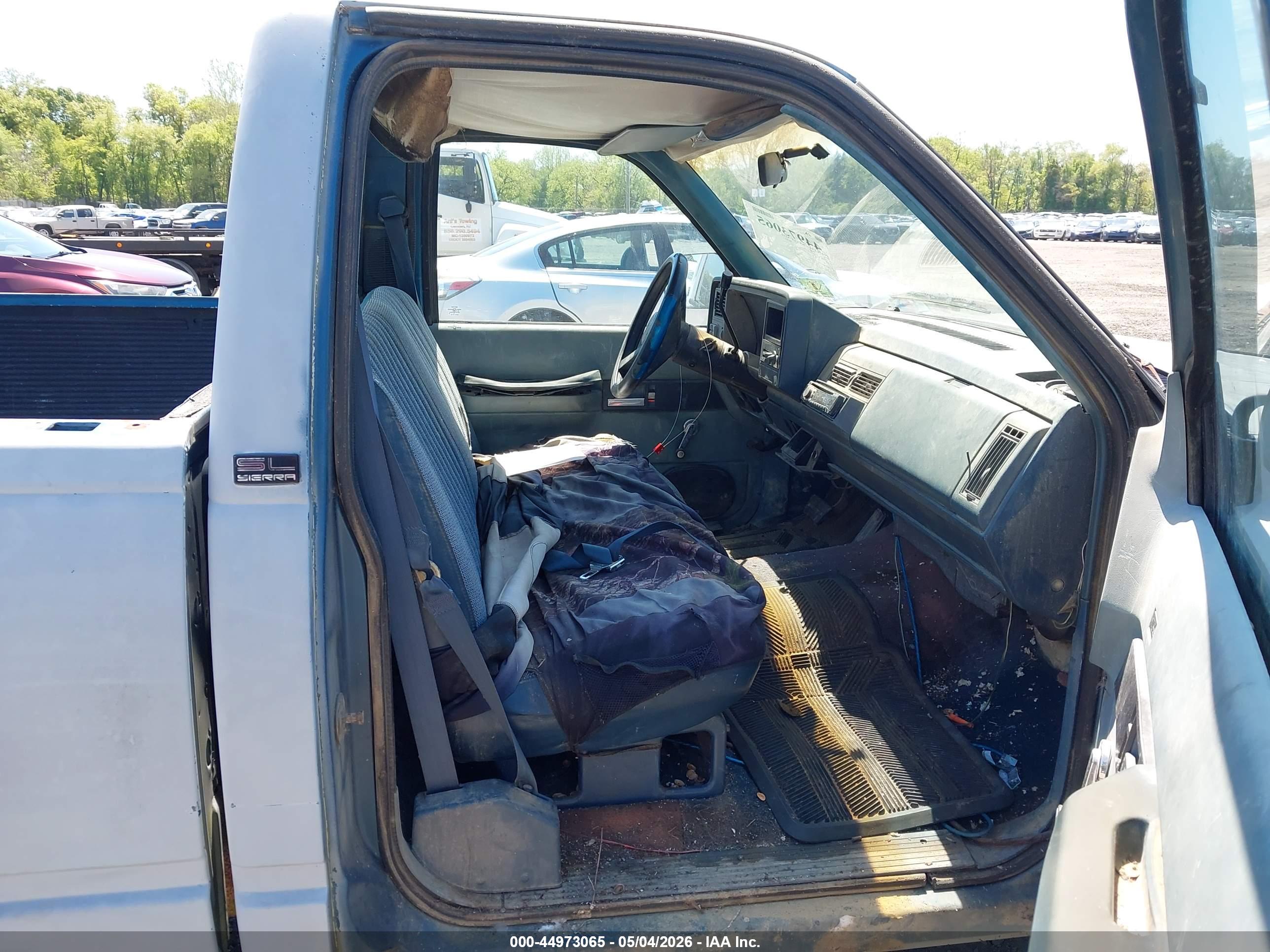 GMC SIERRA image 5