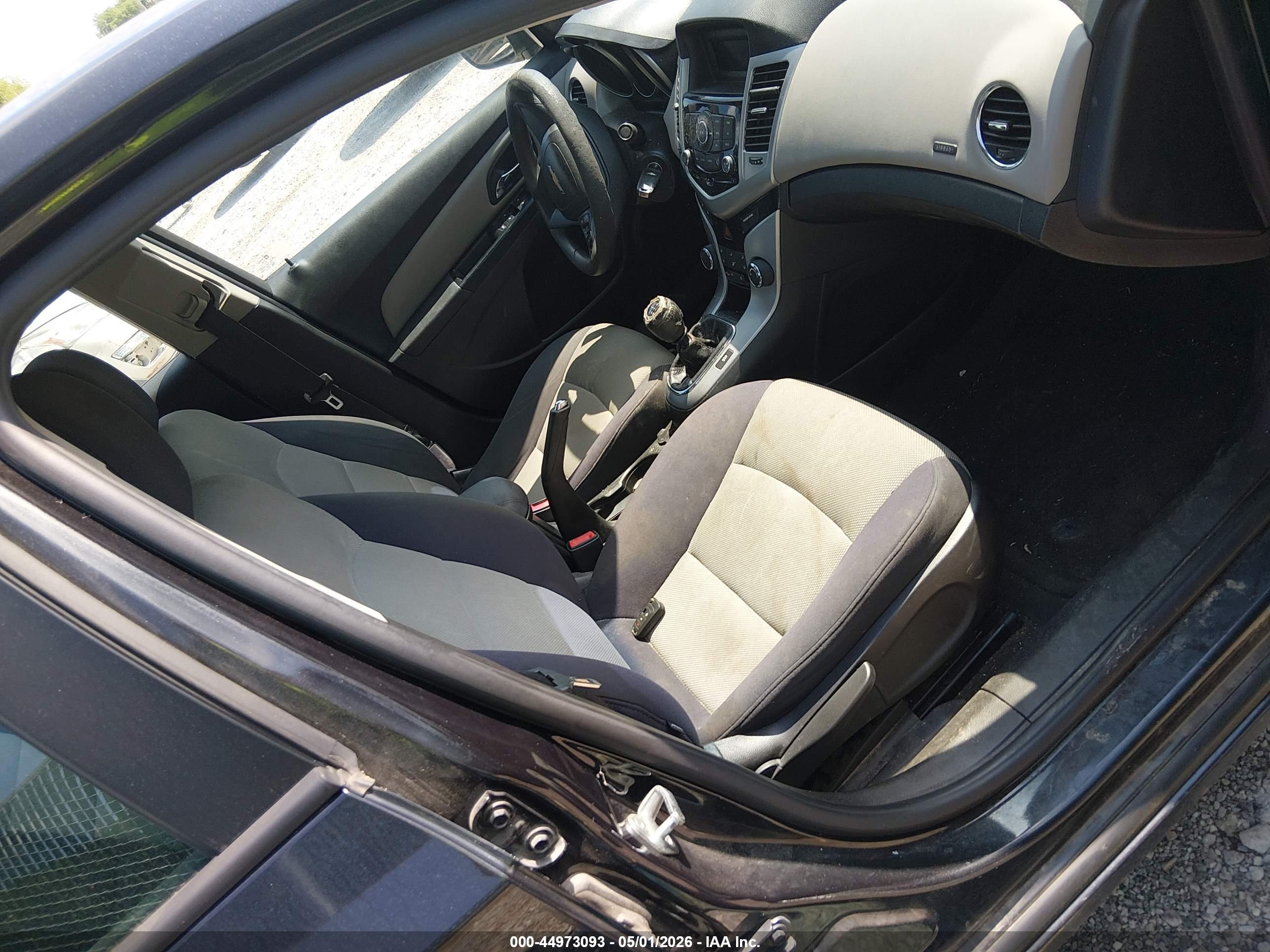 CHEVROLET CRUZE image 5