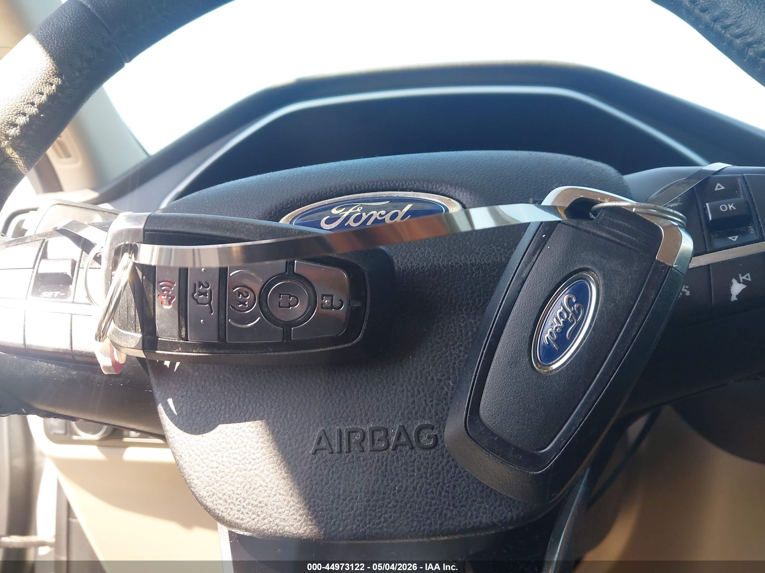 FORD ESCAPE image 11