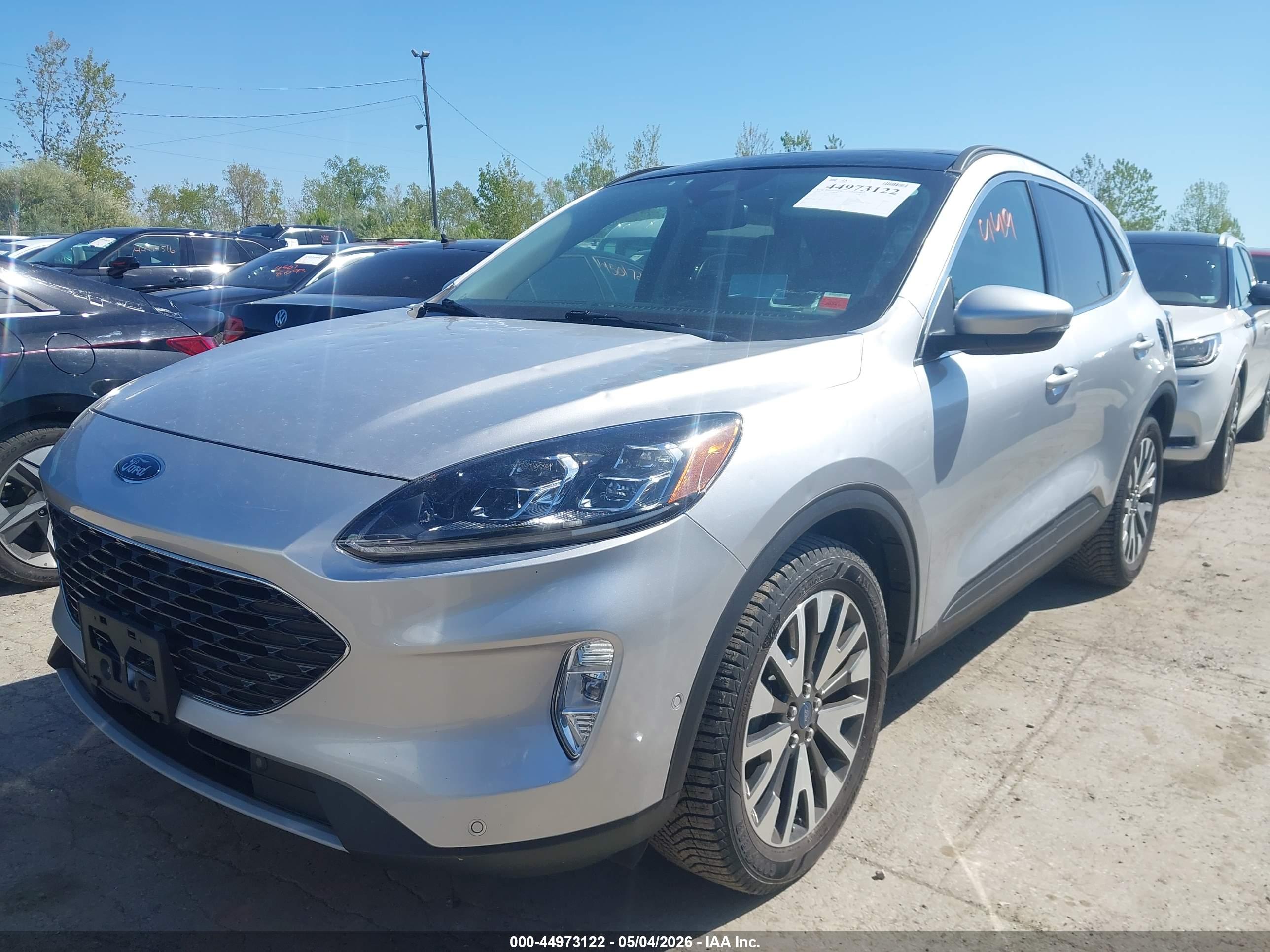 FORD ESCAPE image 2