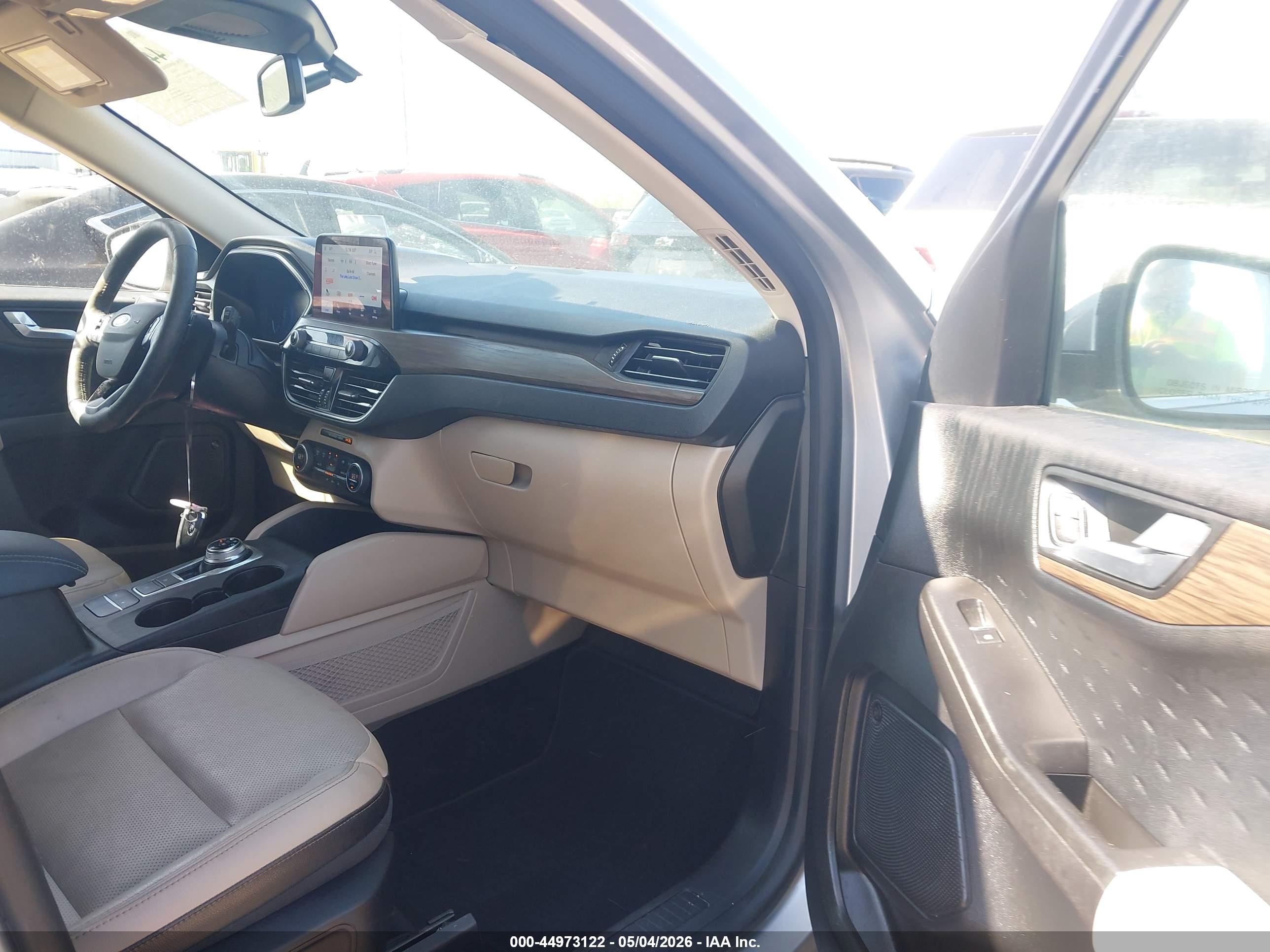 FORD ESCAPE image 5