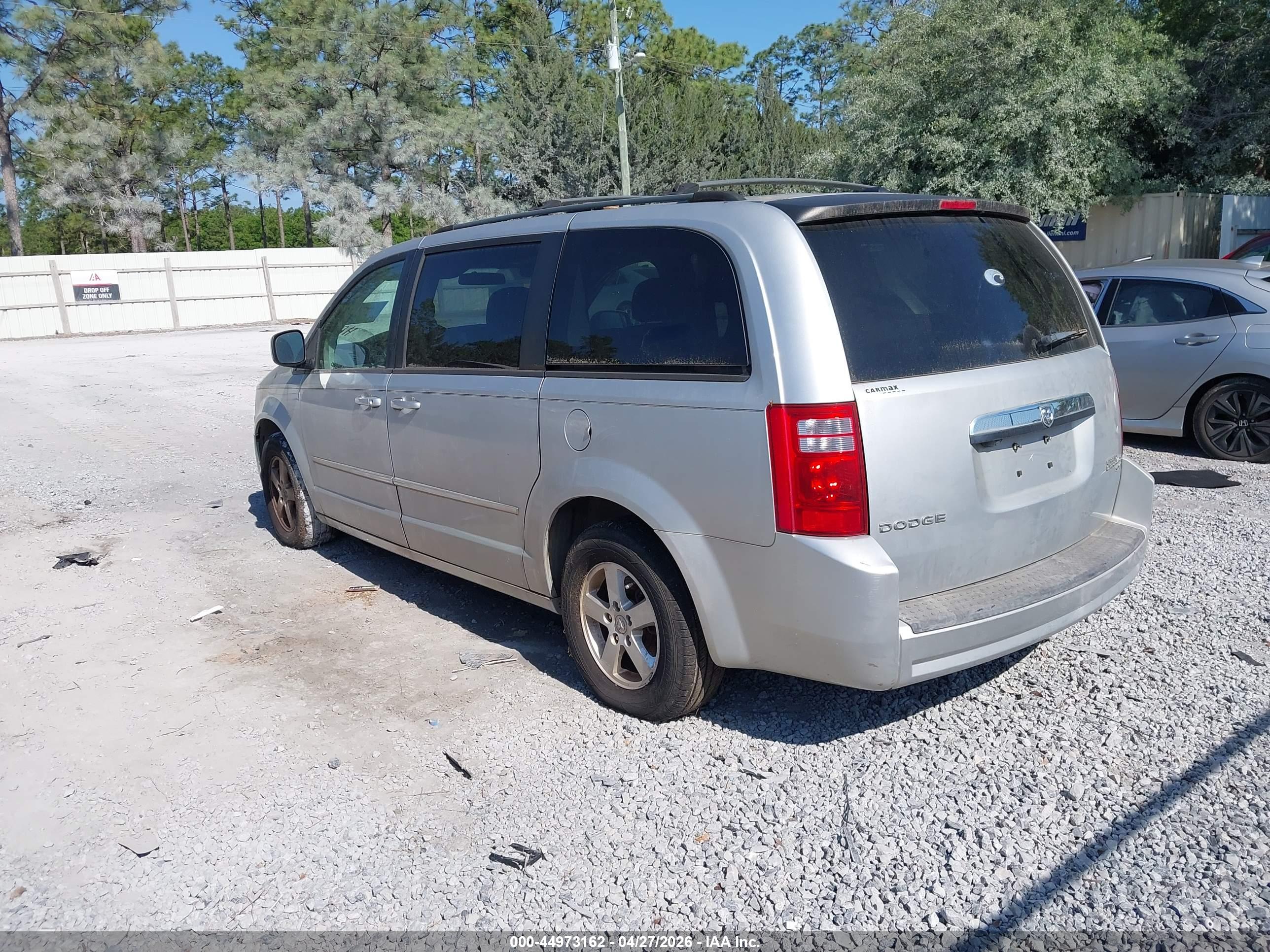 DODGE GRAND image 3