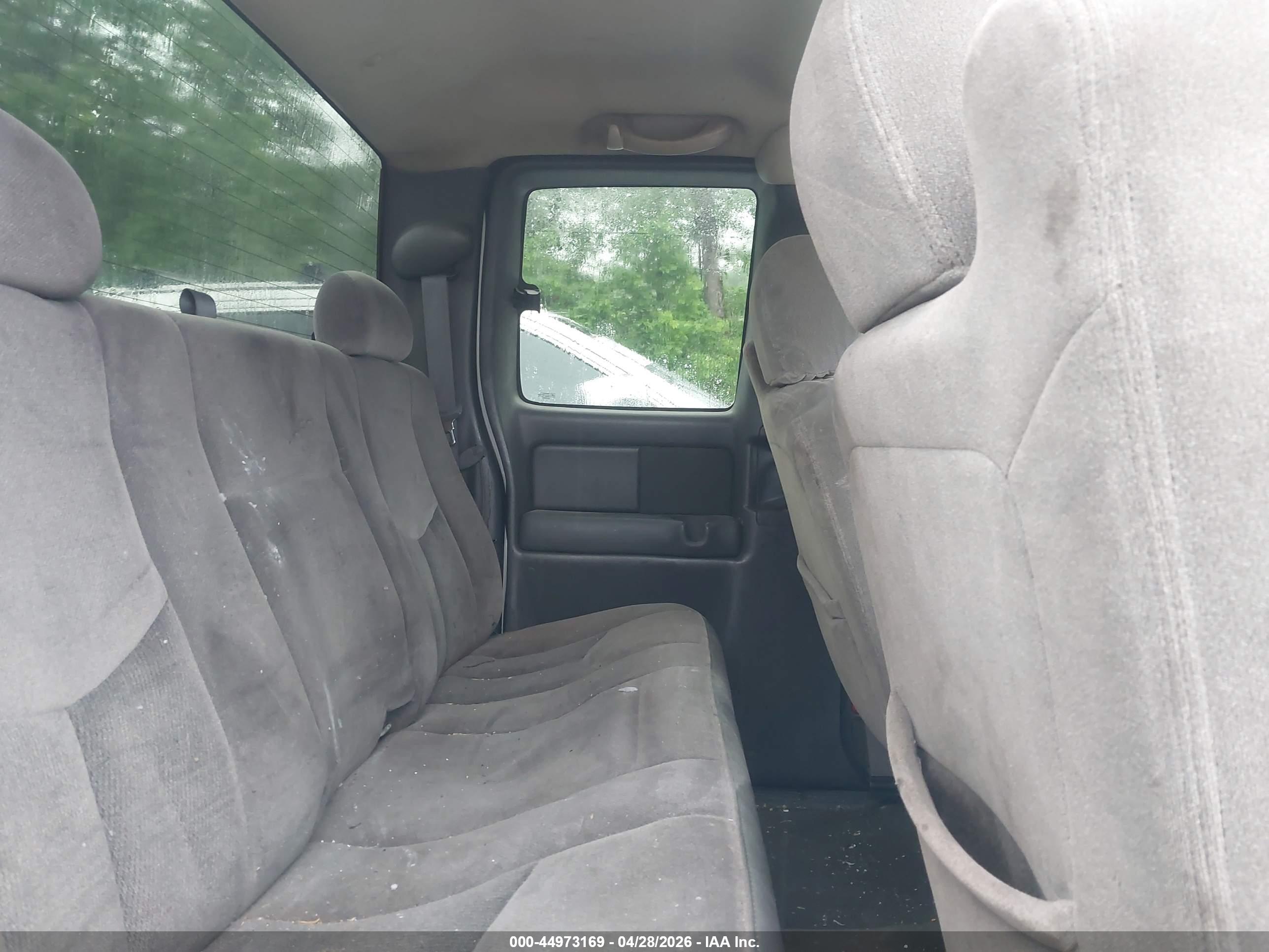 GMC SIERRA image 8