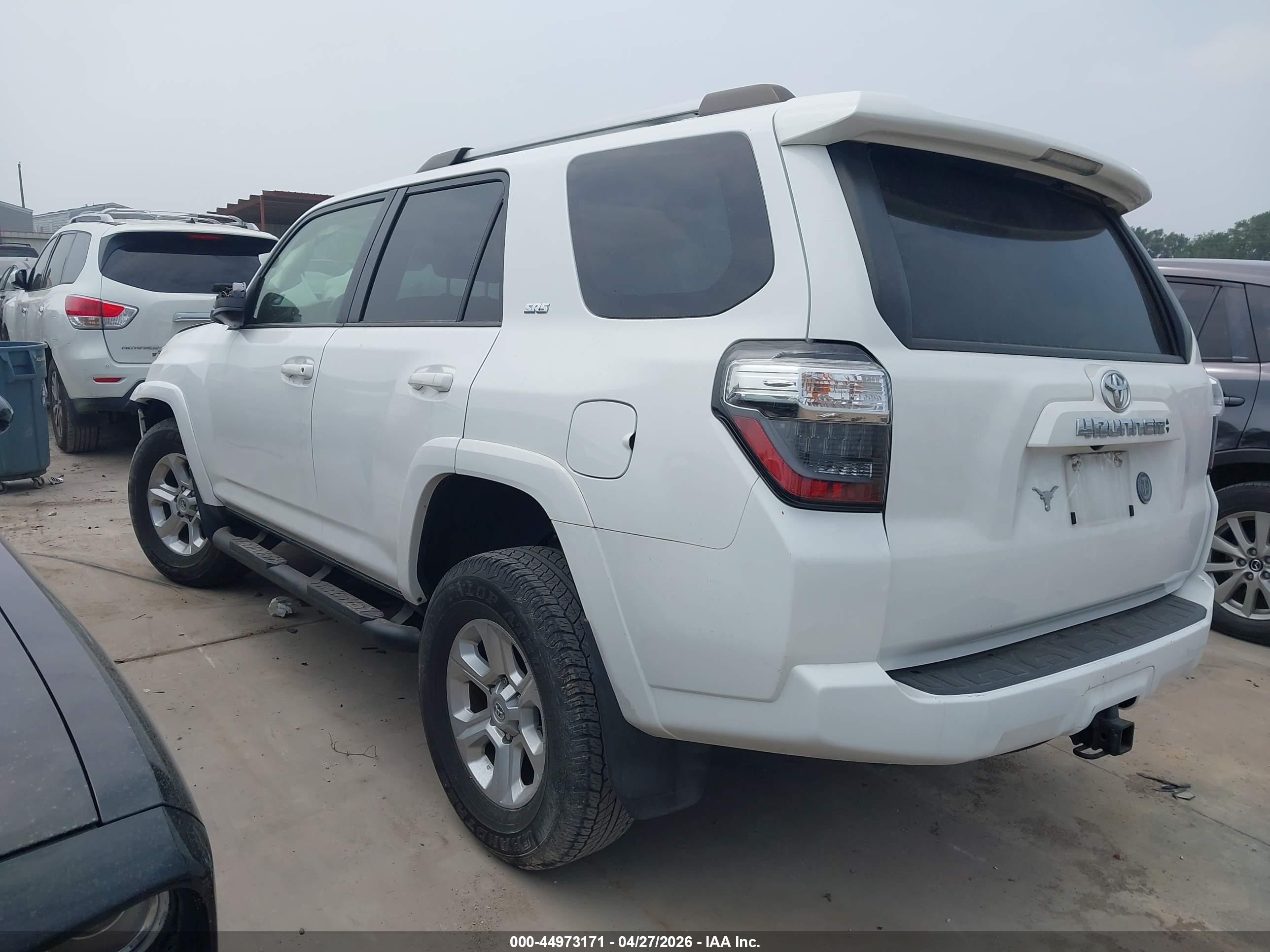 TOYOTA 4RUNNER image 3