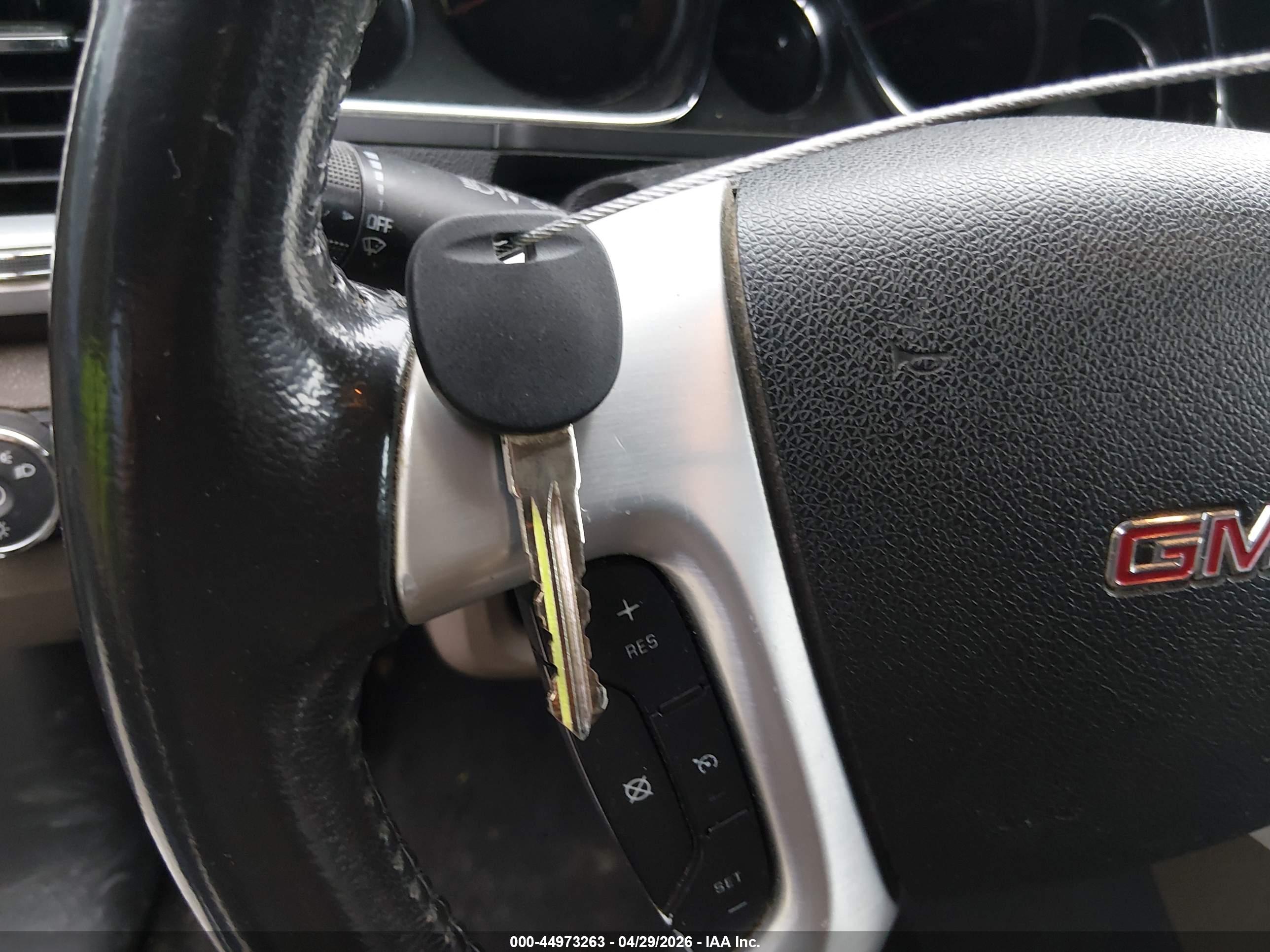GMC ACADIA image 11