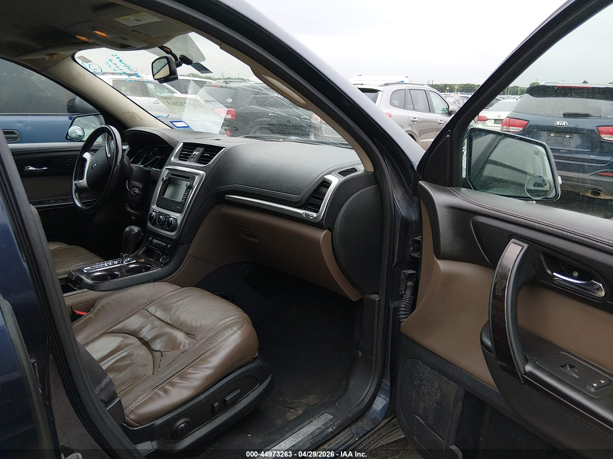 GMC ACADIA image 5