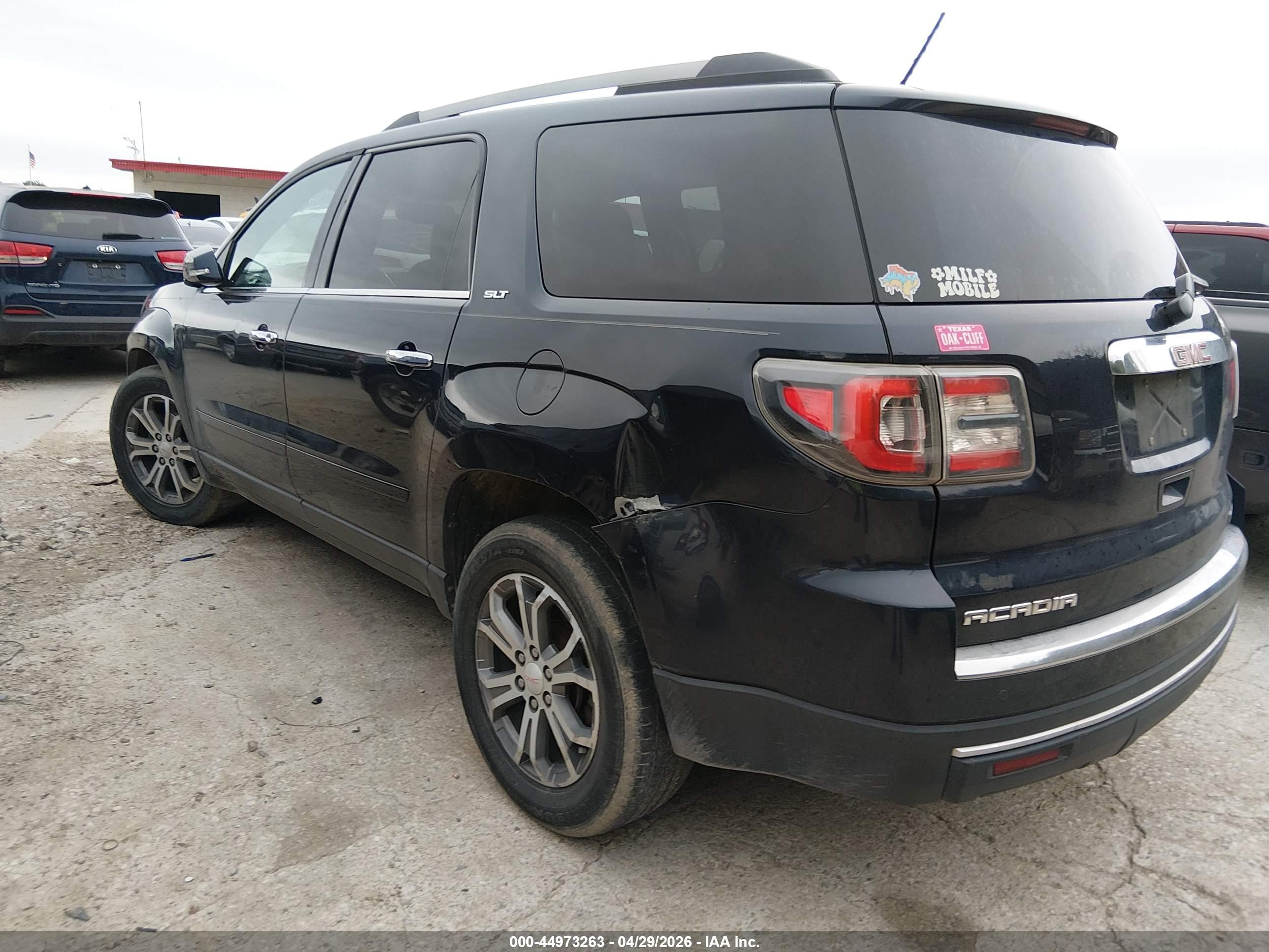GMC ACADIA image 6