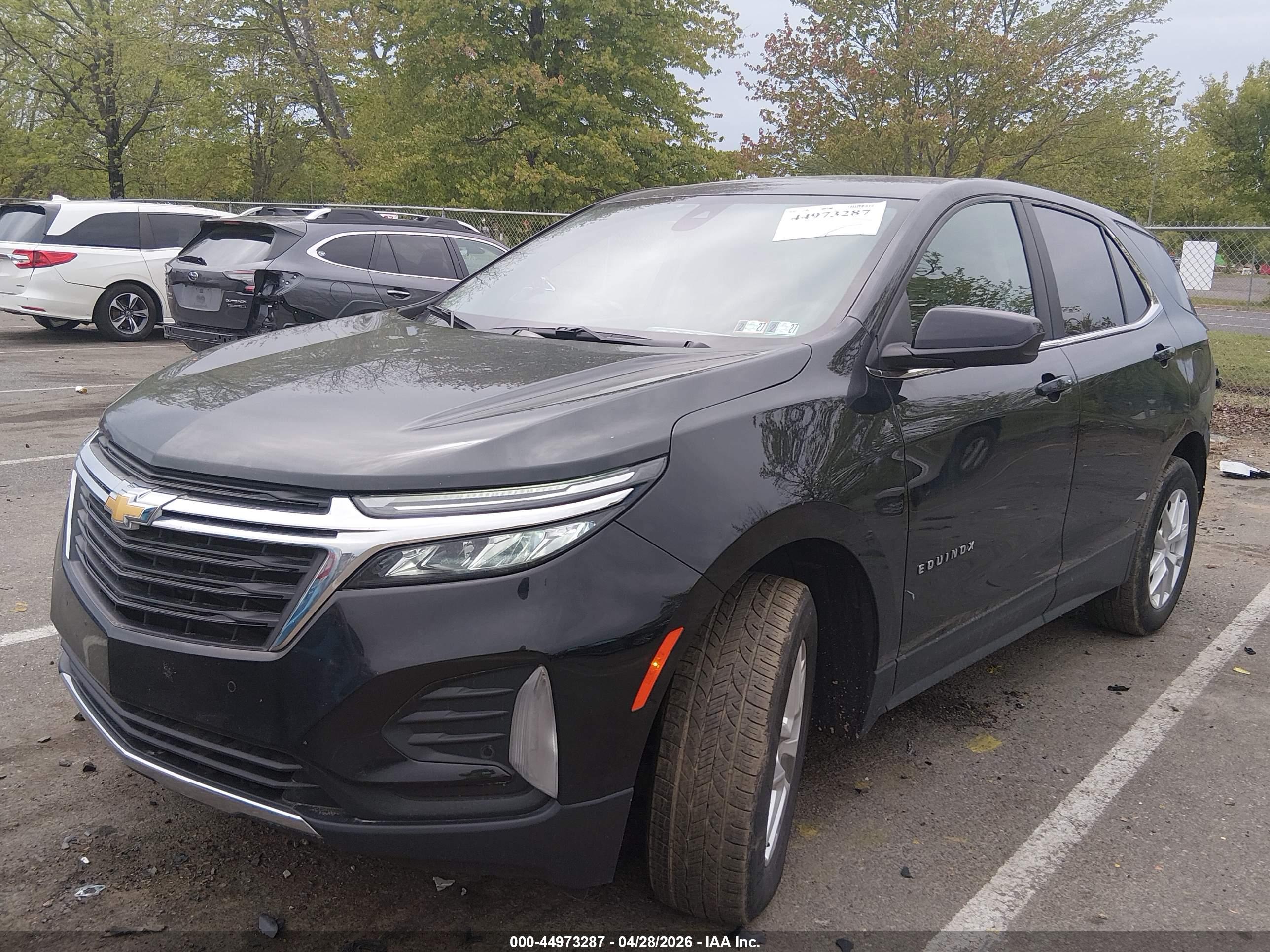 CHEVROLET EQUINOX image 2