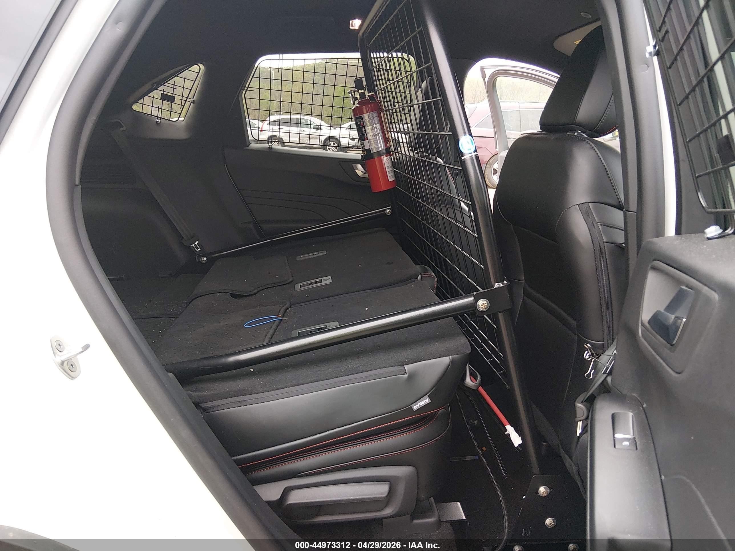 FORD ESCAPE image 8