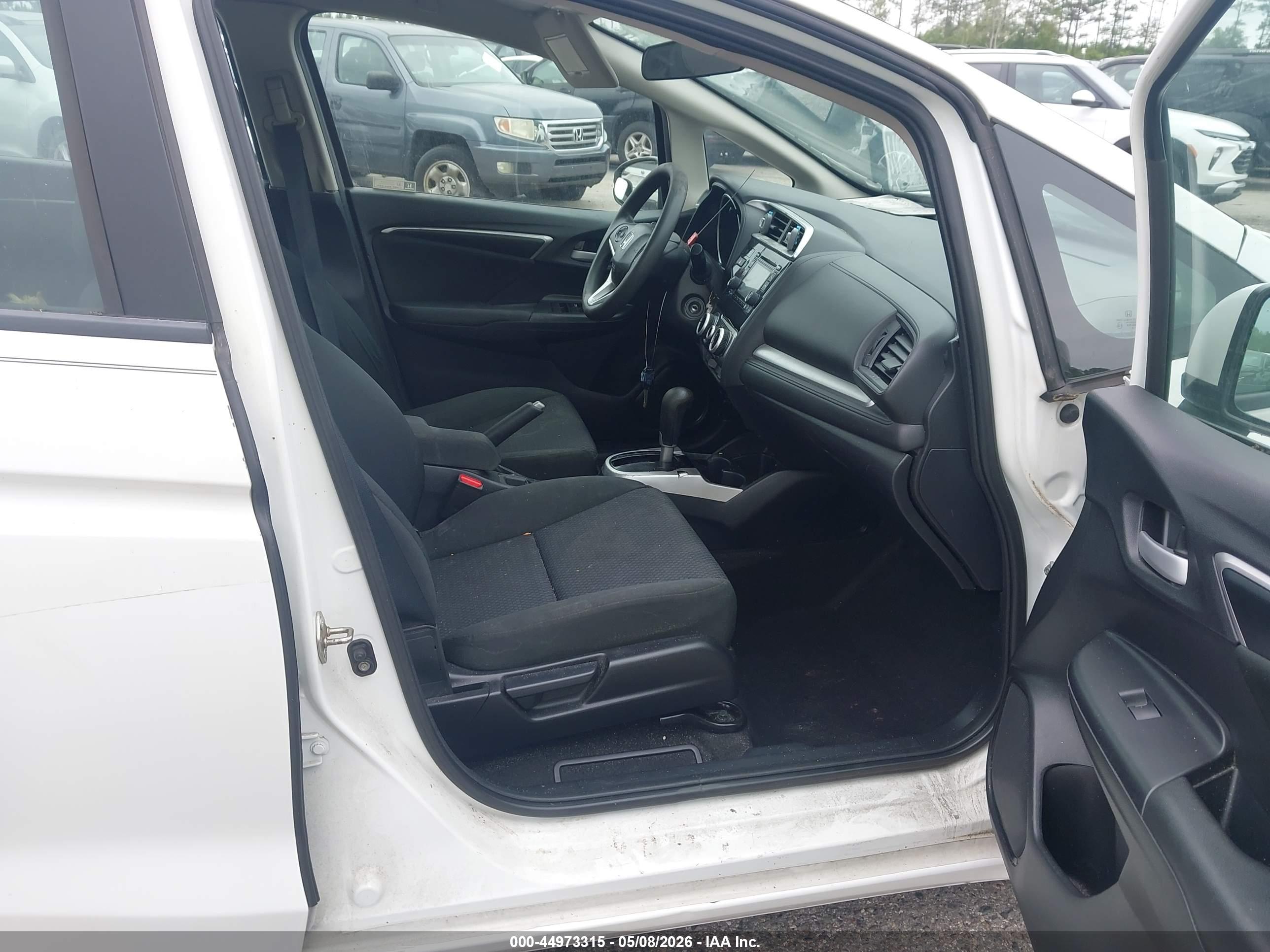 HONDA FIT image 5