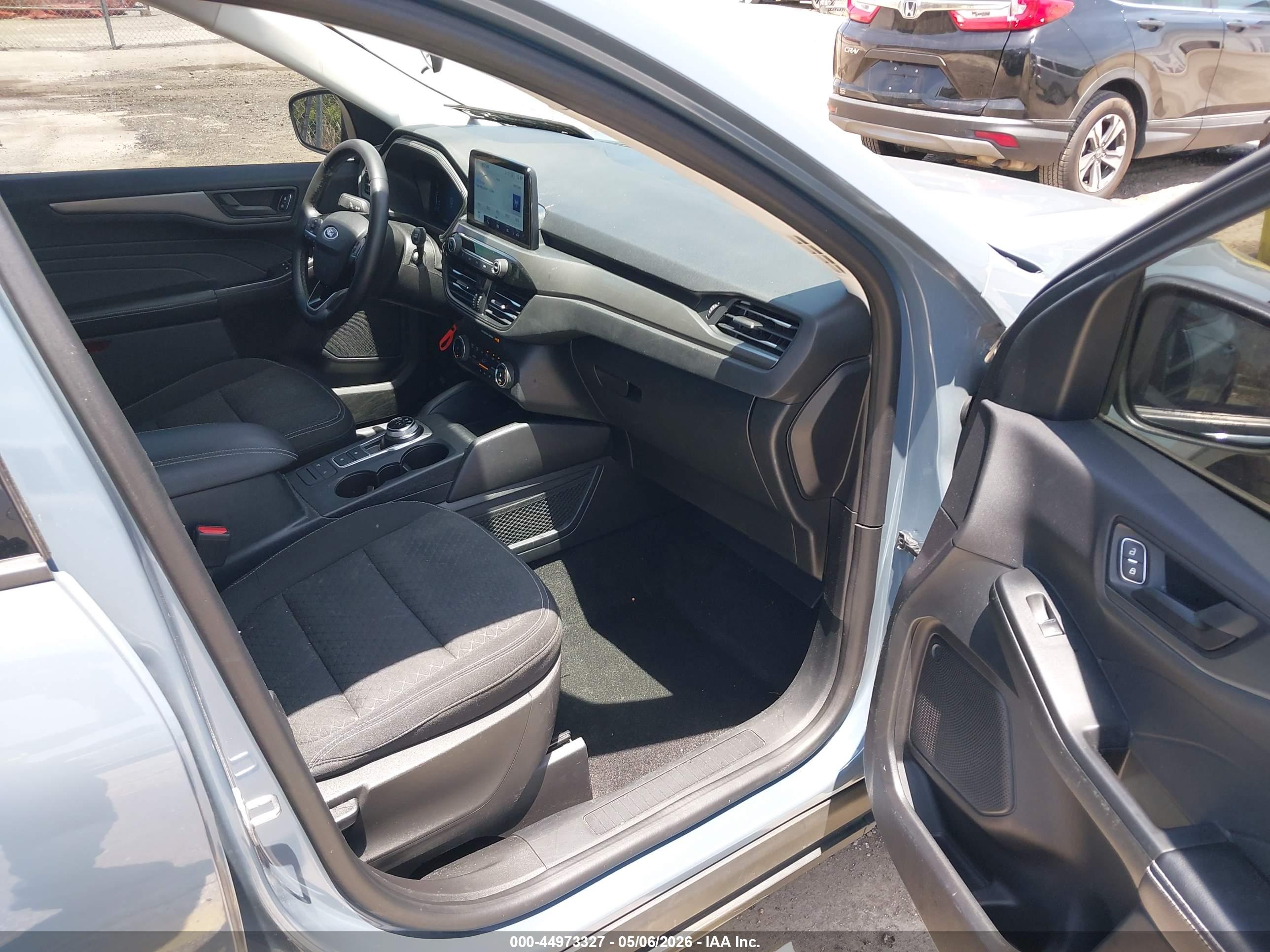 FORD ESCAPE image 5