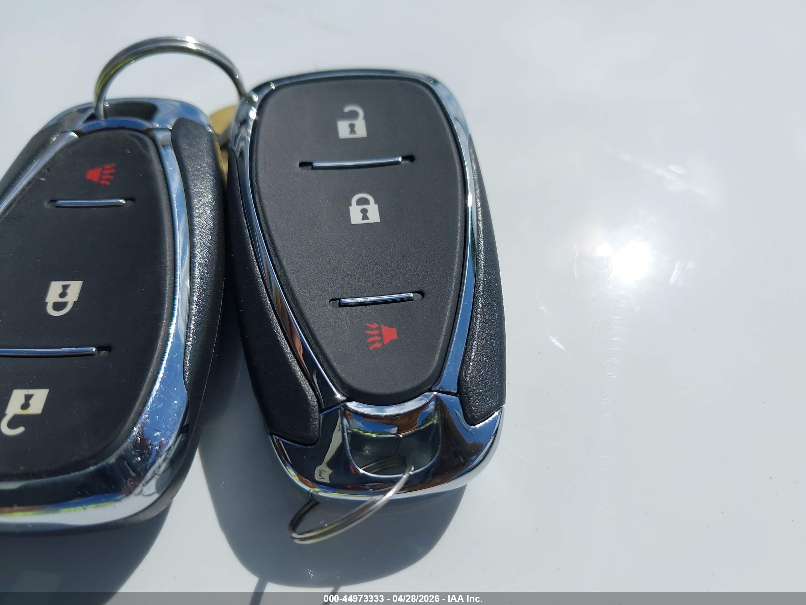 CHEVROLET EQUINOX image 11