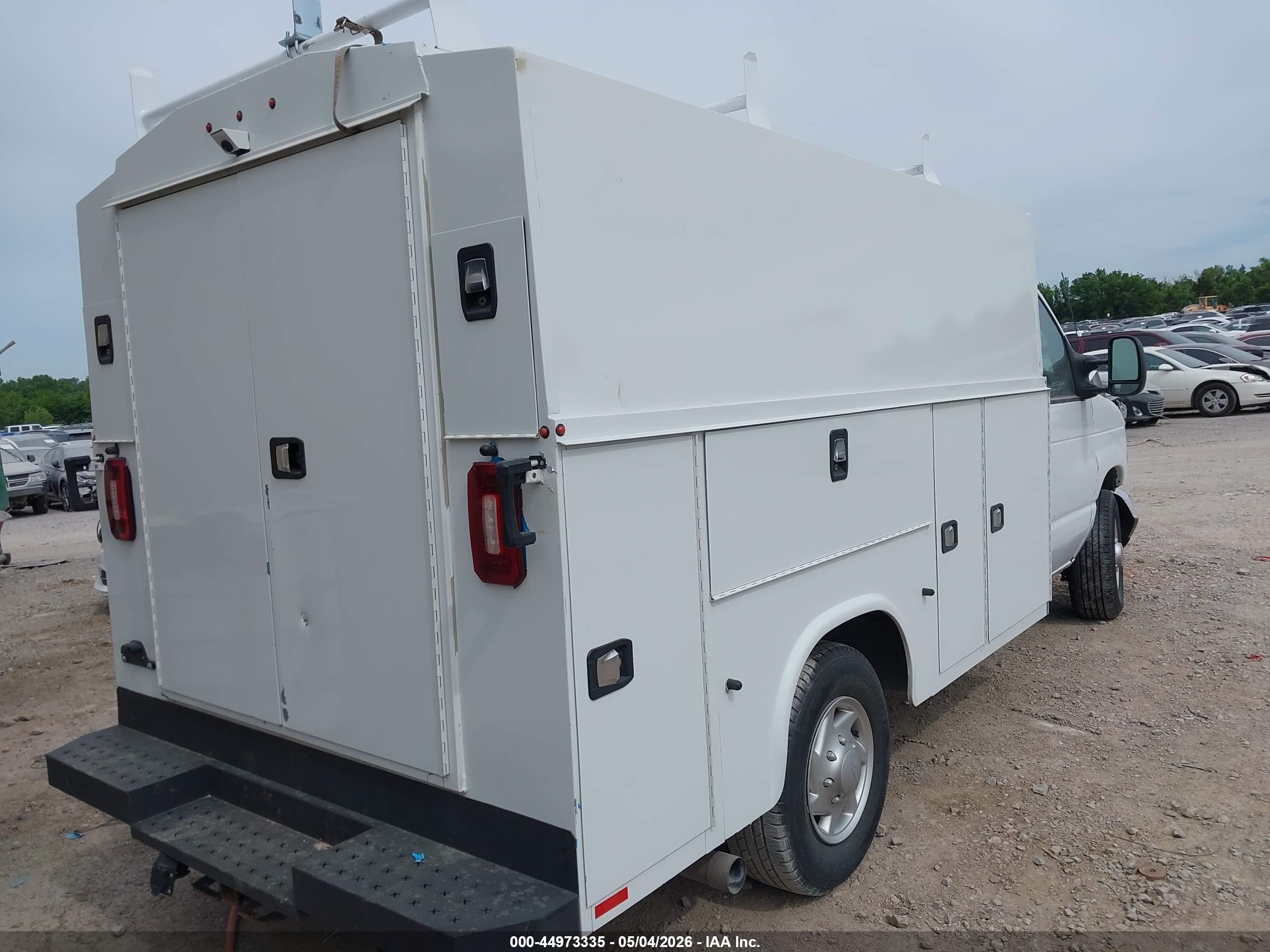 FORD E-350 image 4