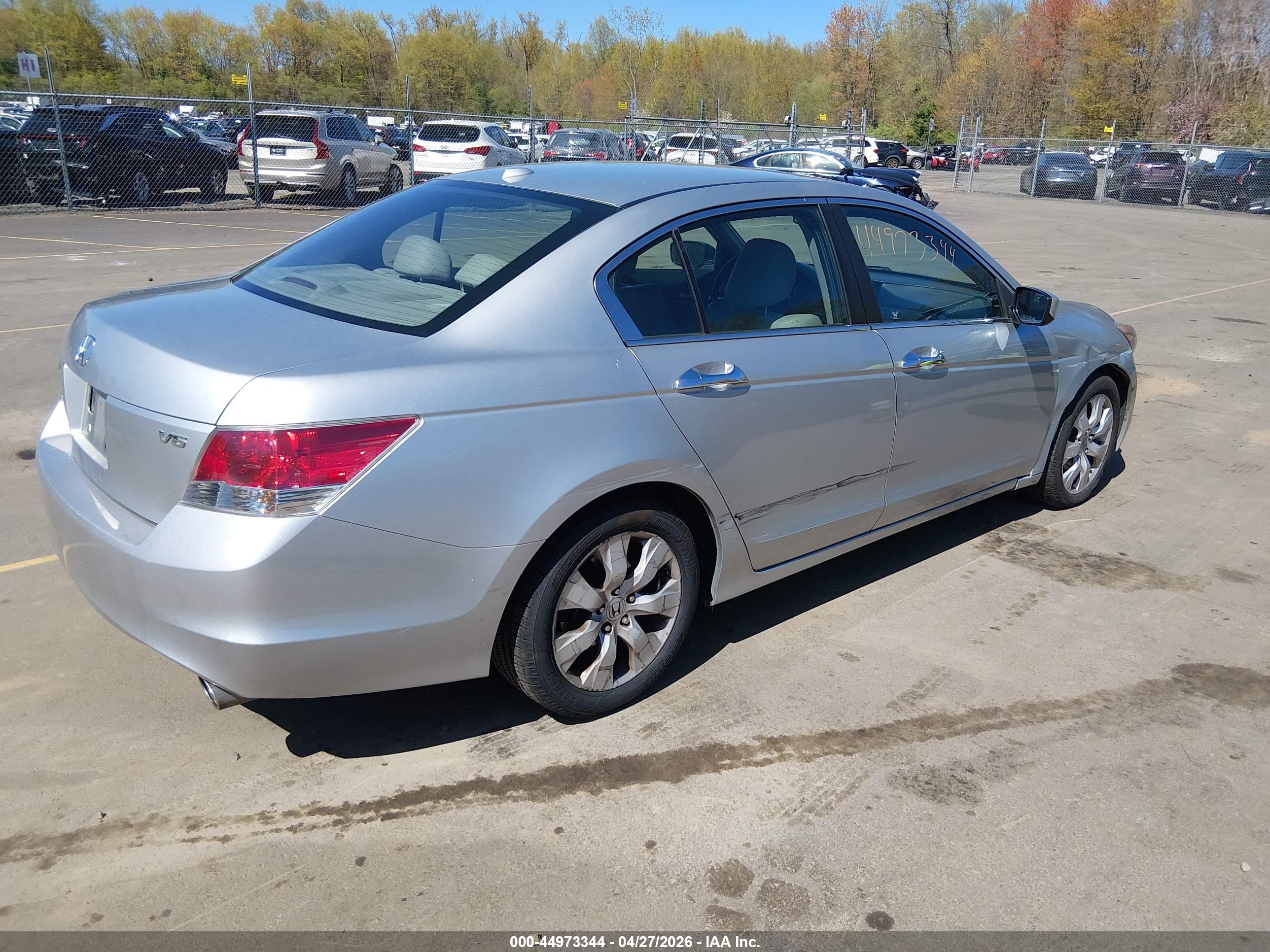 HONDA ACCORD image 4