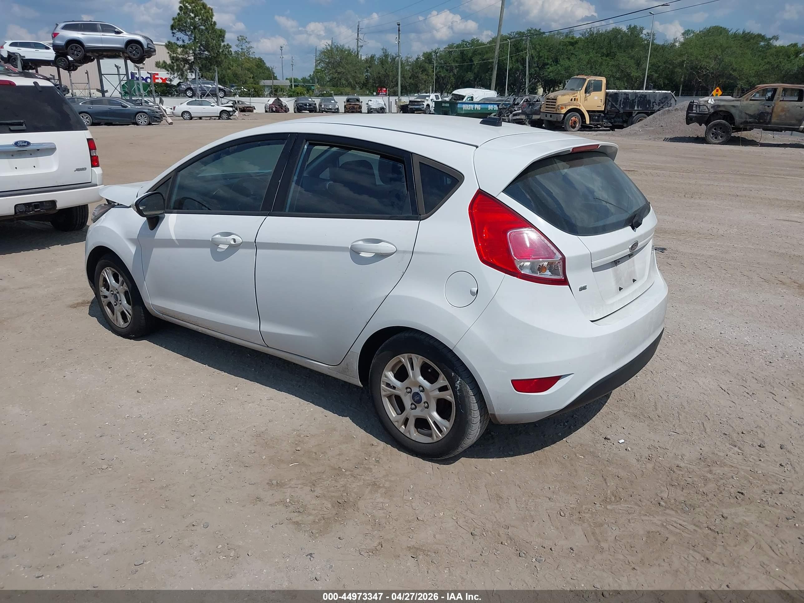 FORD FIESTA image 3