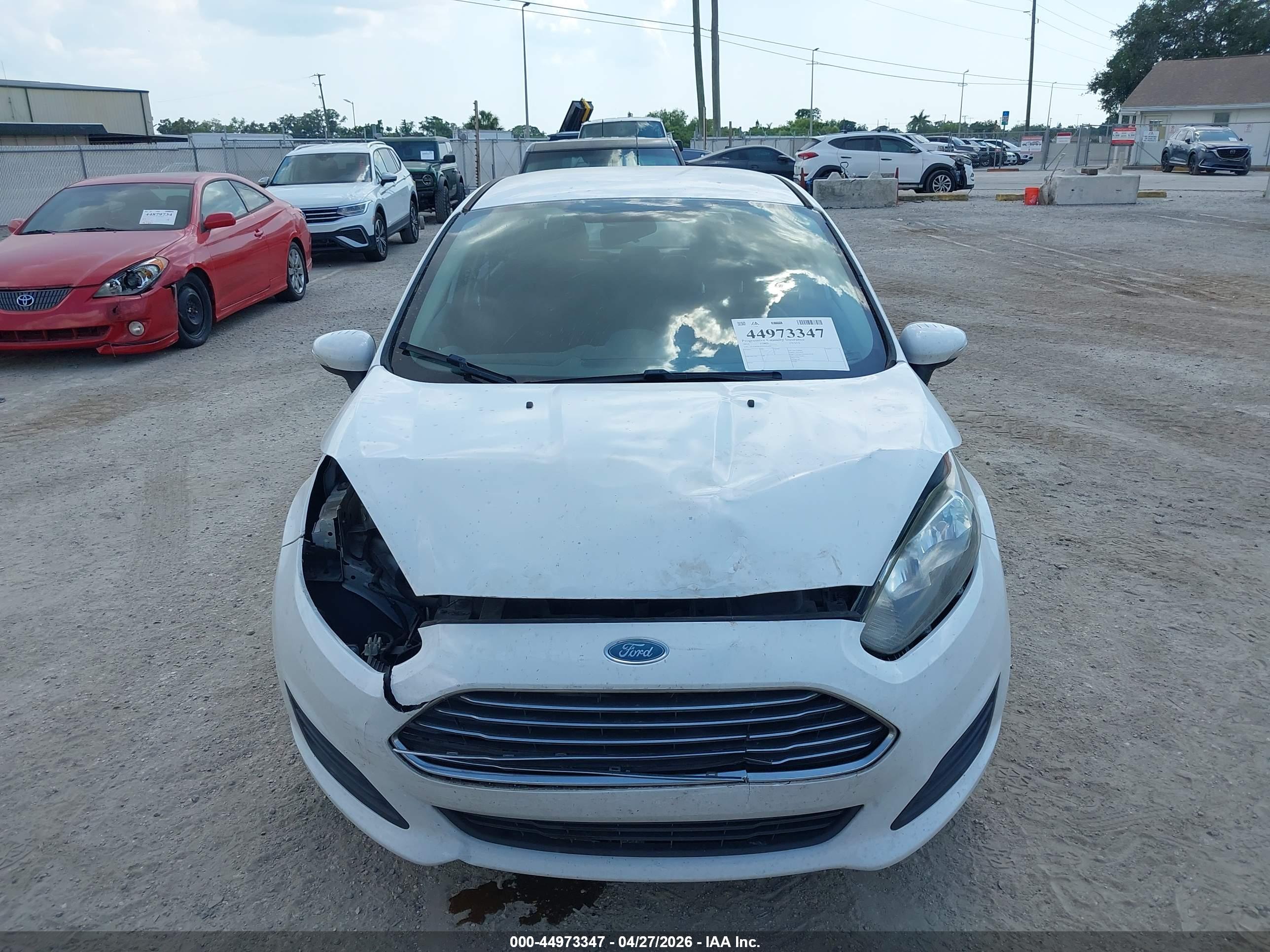 FORD FIESTA image 6