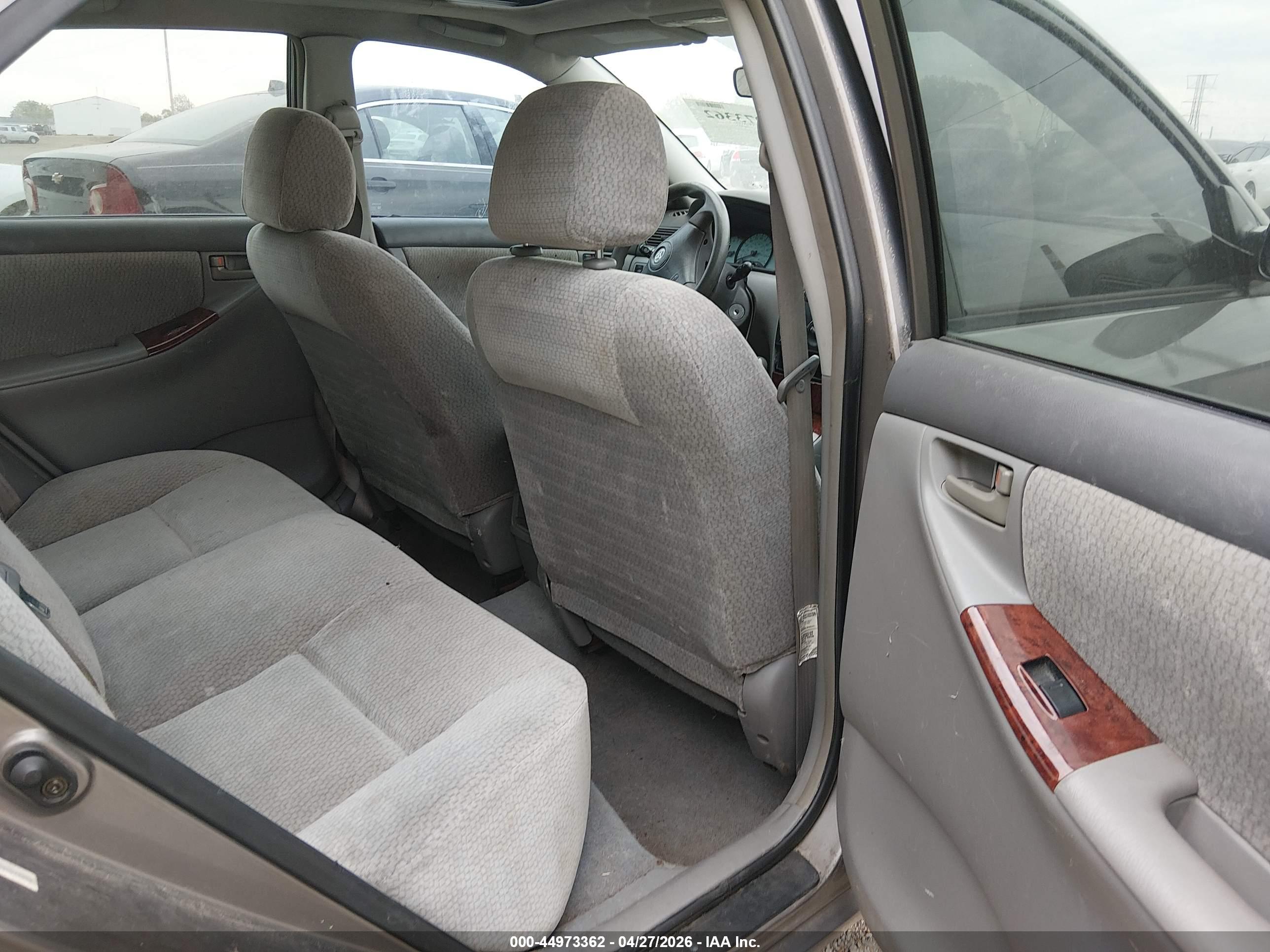 TOYOTA COROLLA image 8
