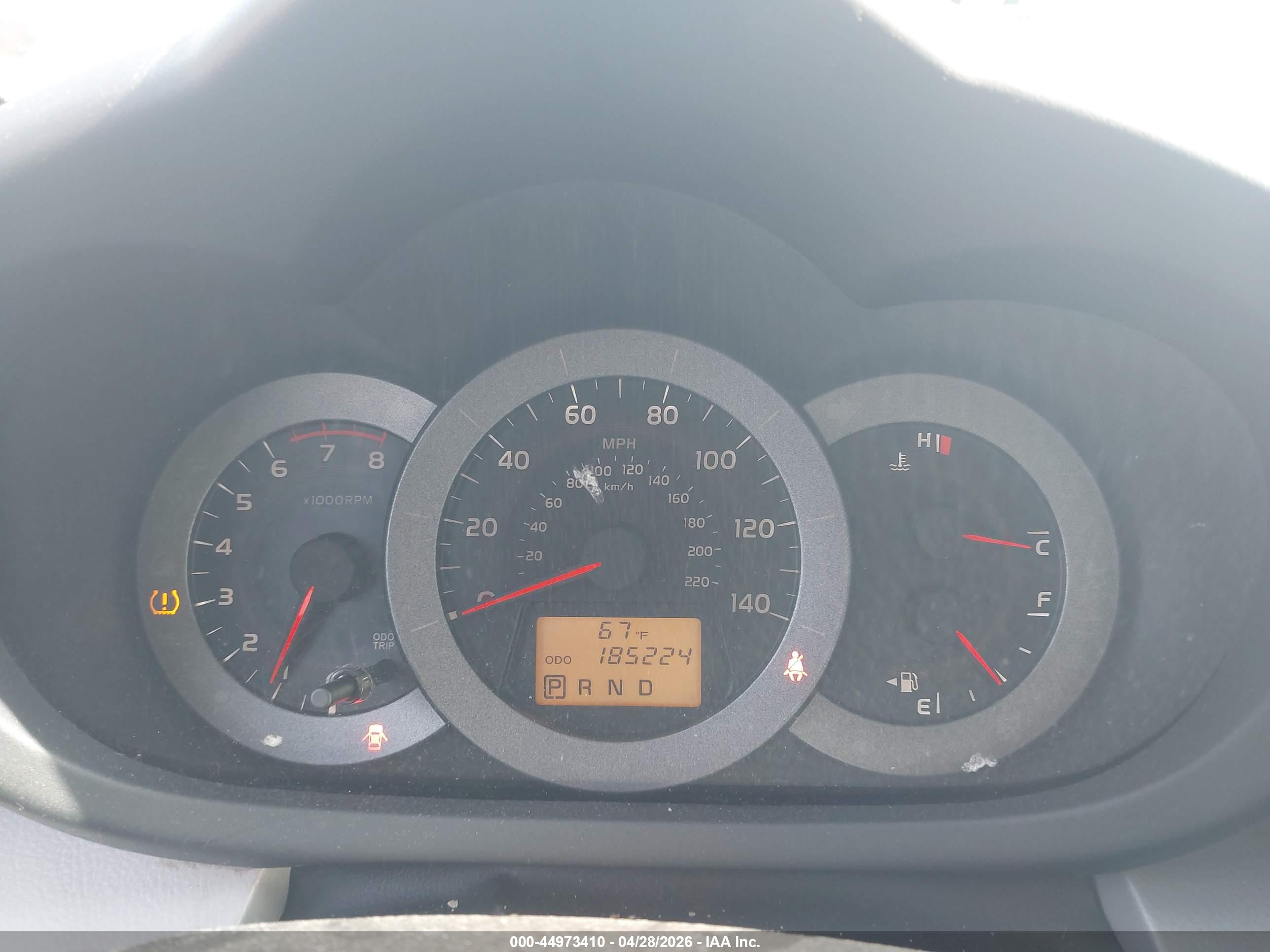 TOYOTA RAV4 image 7