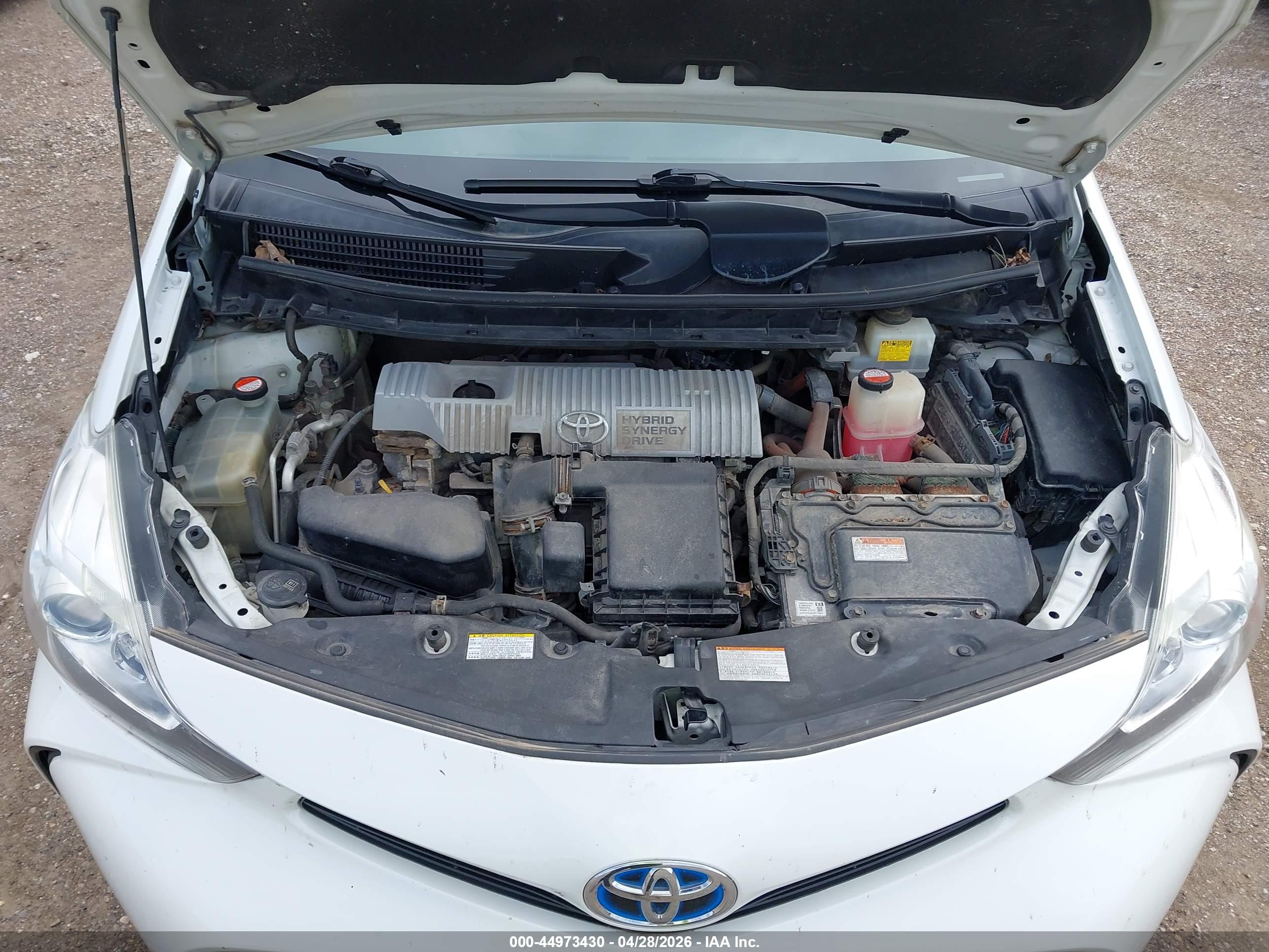 TOYOTA PRIUS image 10