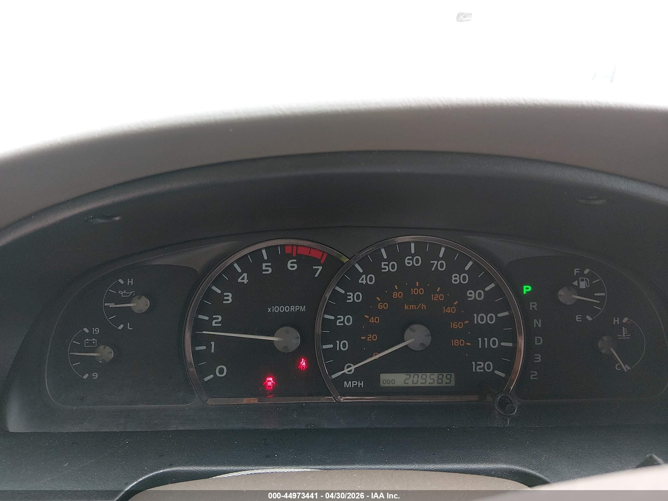 TOYOTA SEQUOIA image 7
