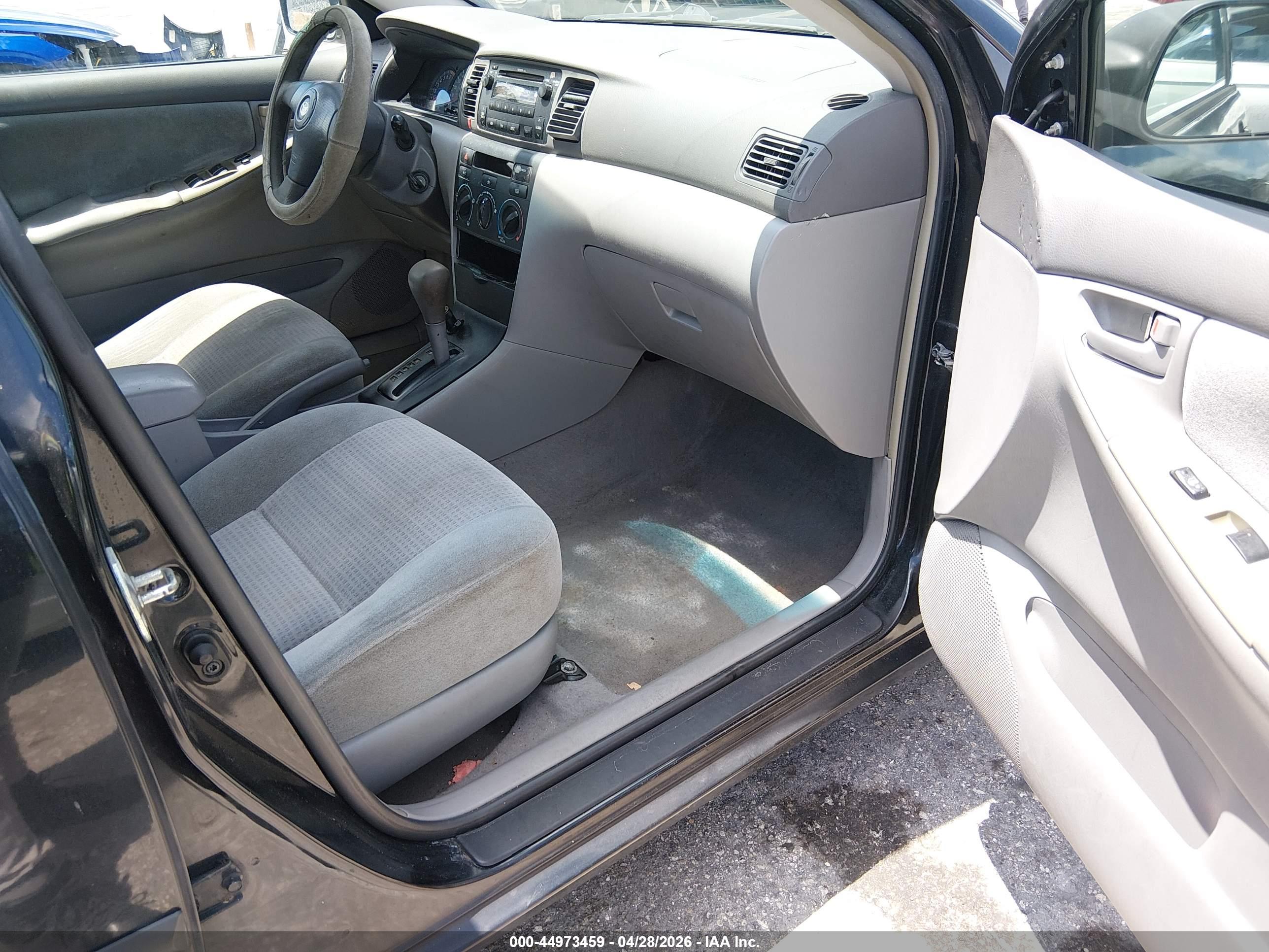 TOYOTA COROLLA image 5