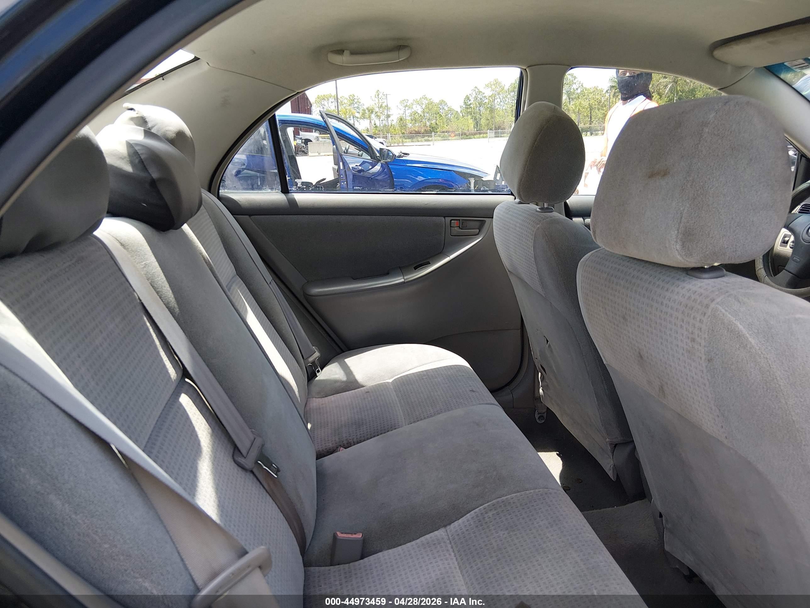 TOYOTA COROLLA image 8