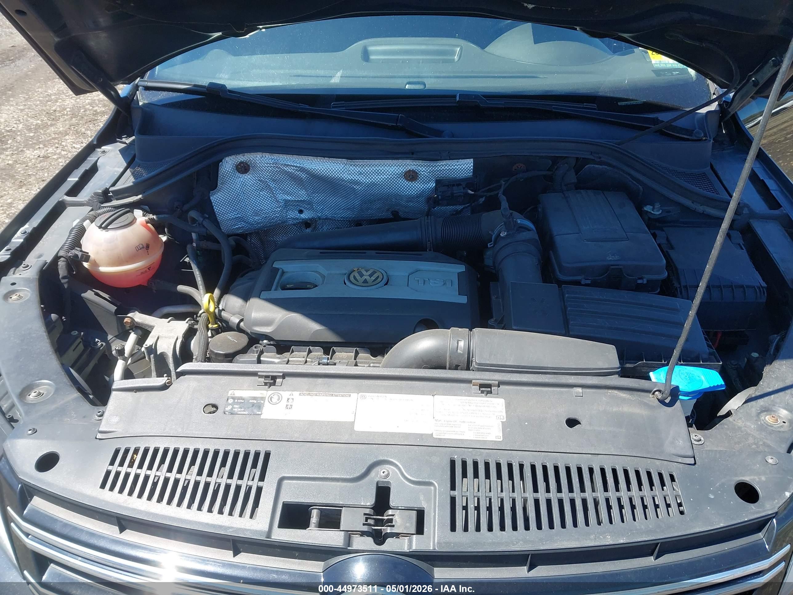 VOLKSWAGEN TIGUAN image 10