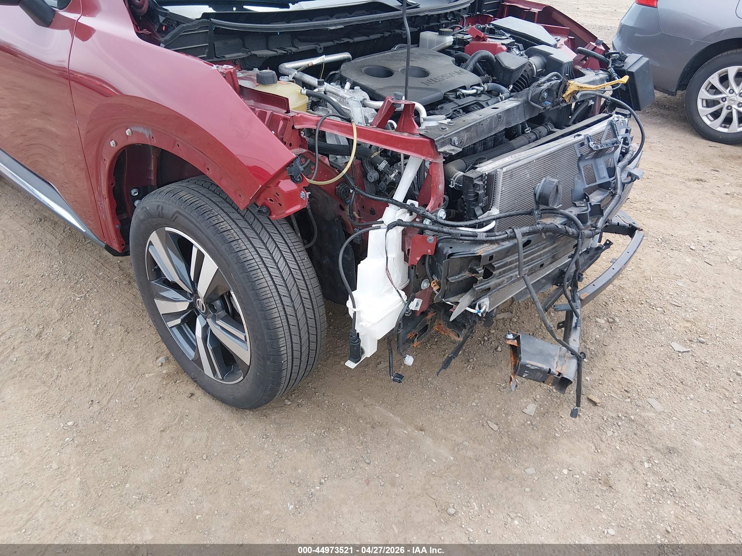 NISSAN ROGUE image 6