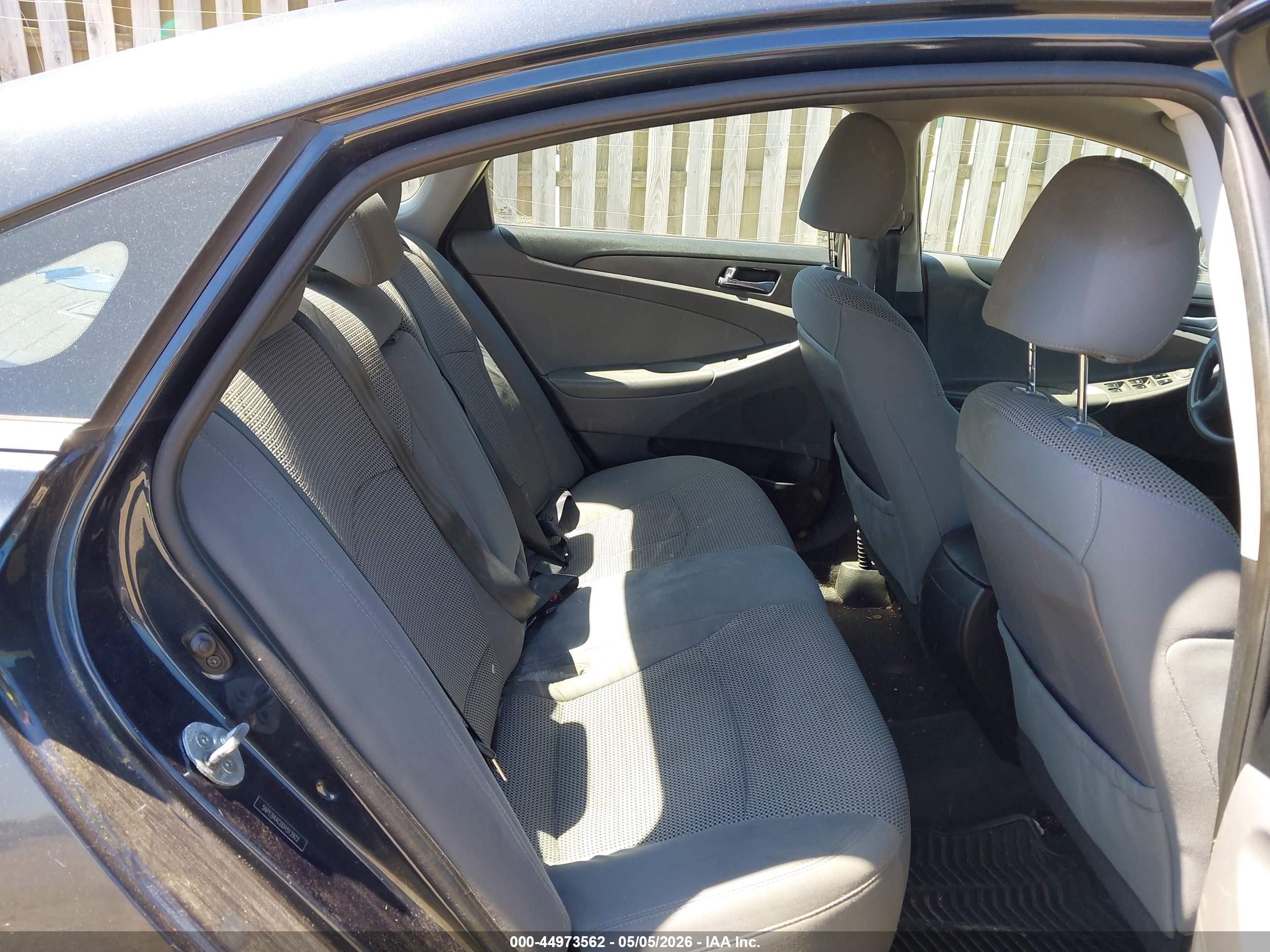 HYUNDAI SONATA image 8