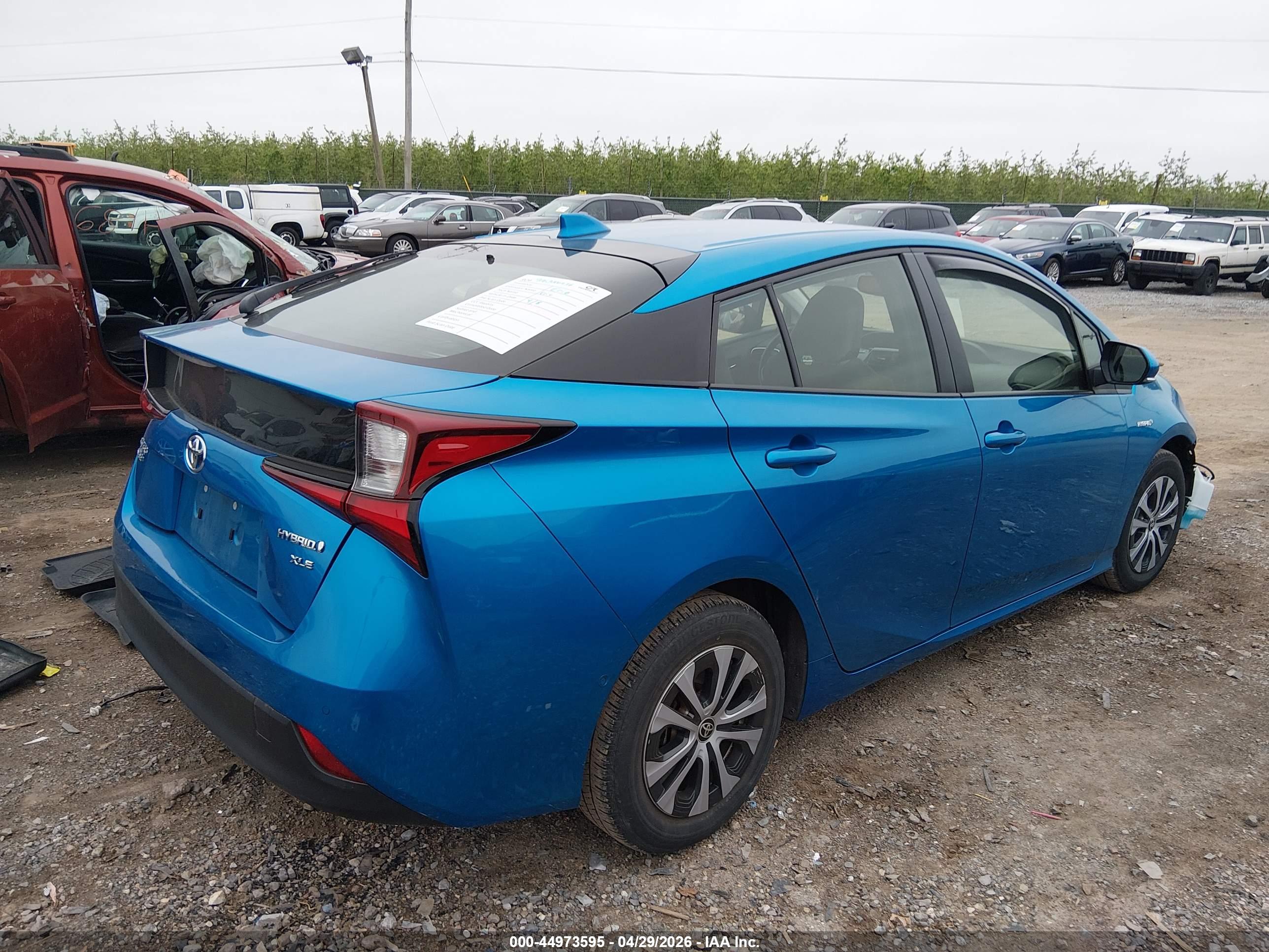 TOYOTA PRIUS image 4