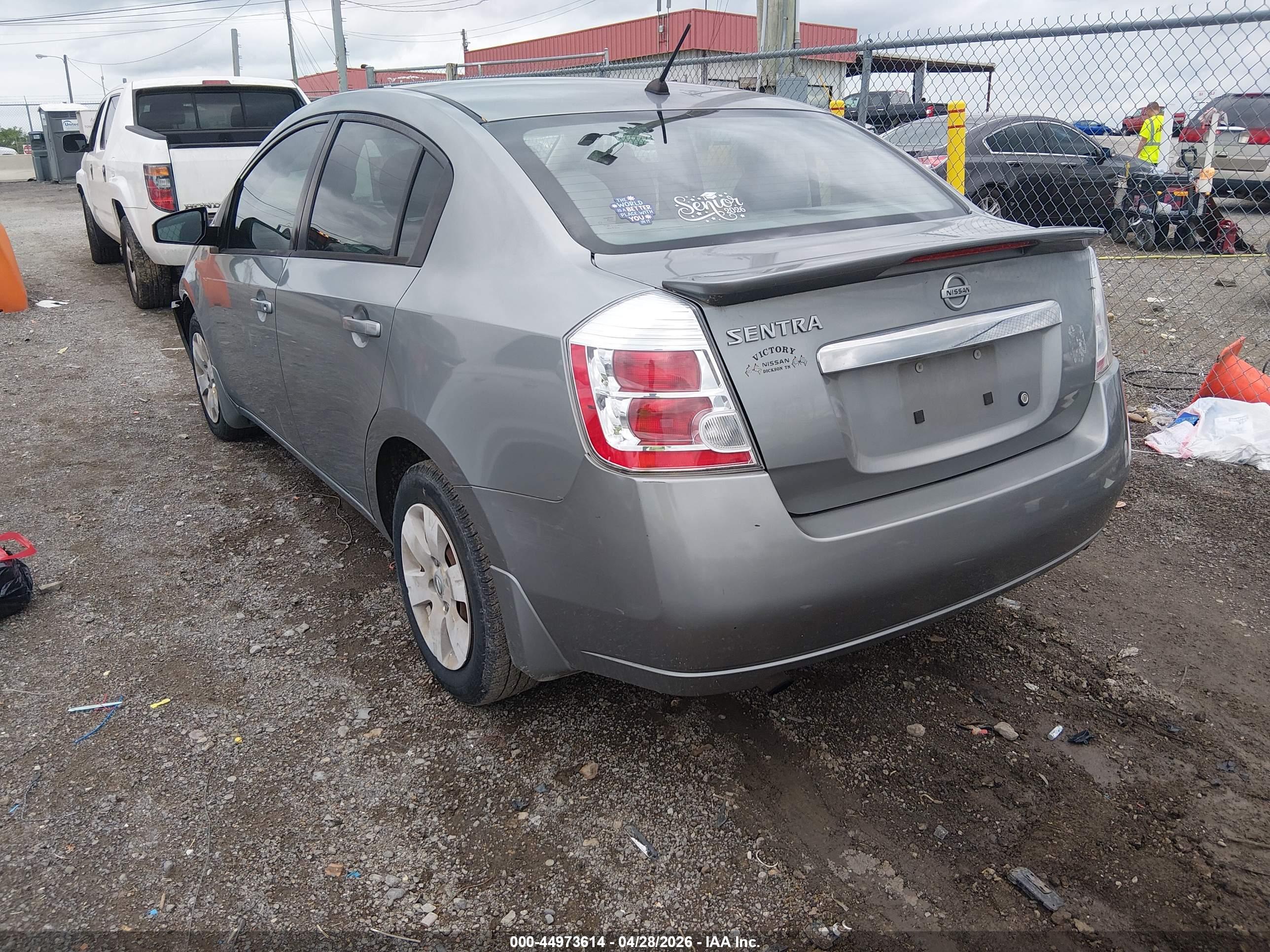 NISSAN SENTRA image 3