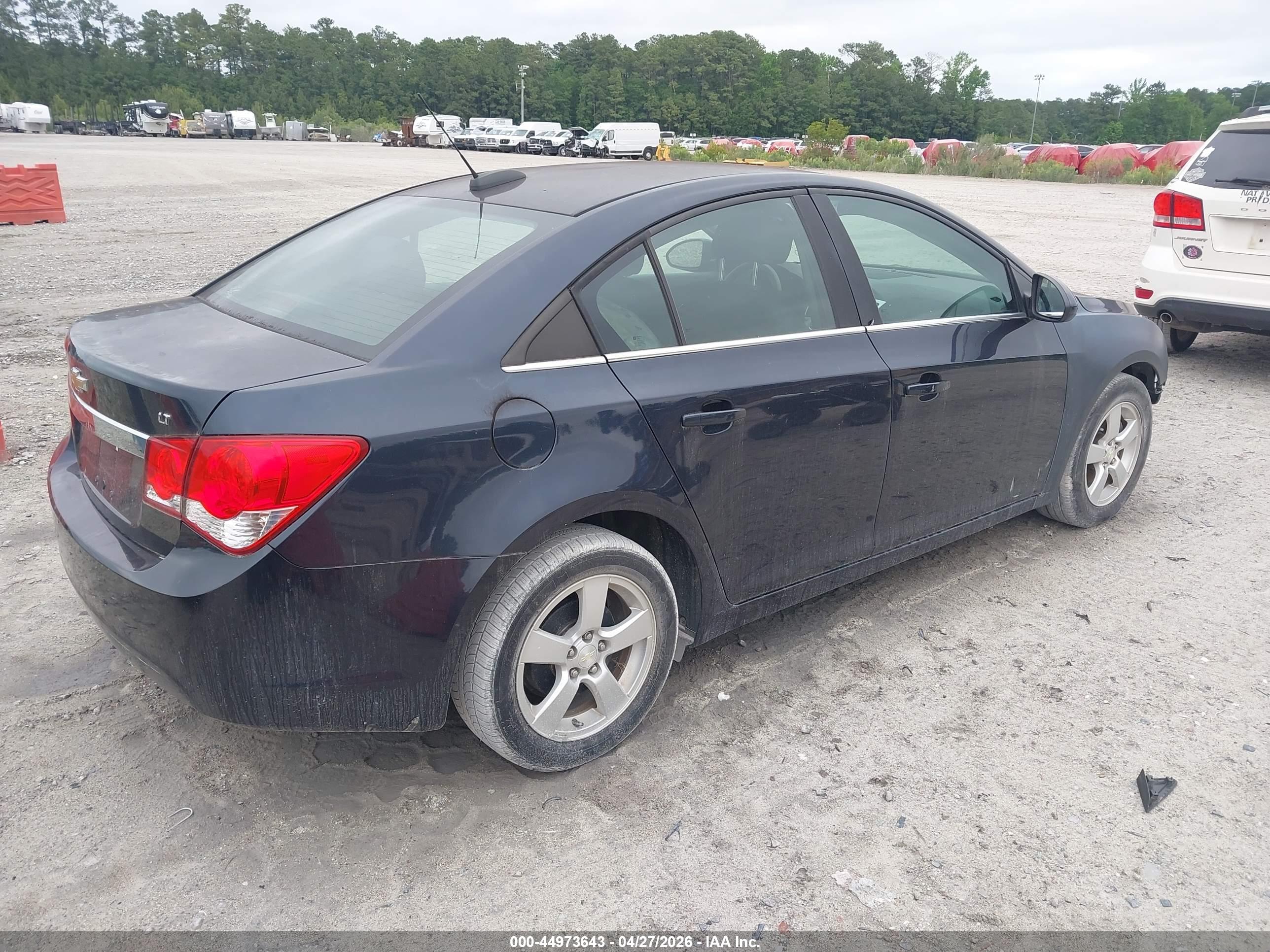 CHEVROLET CRUZE image 4