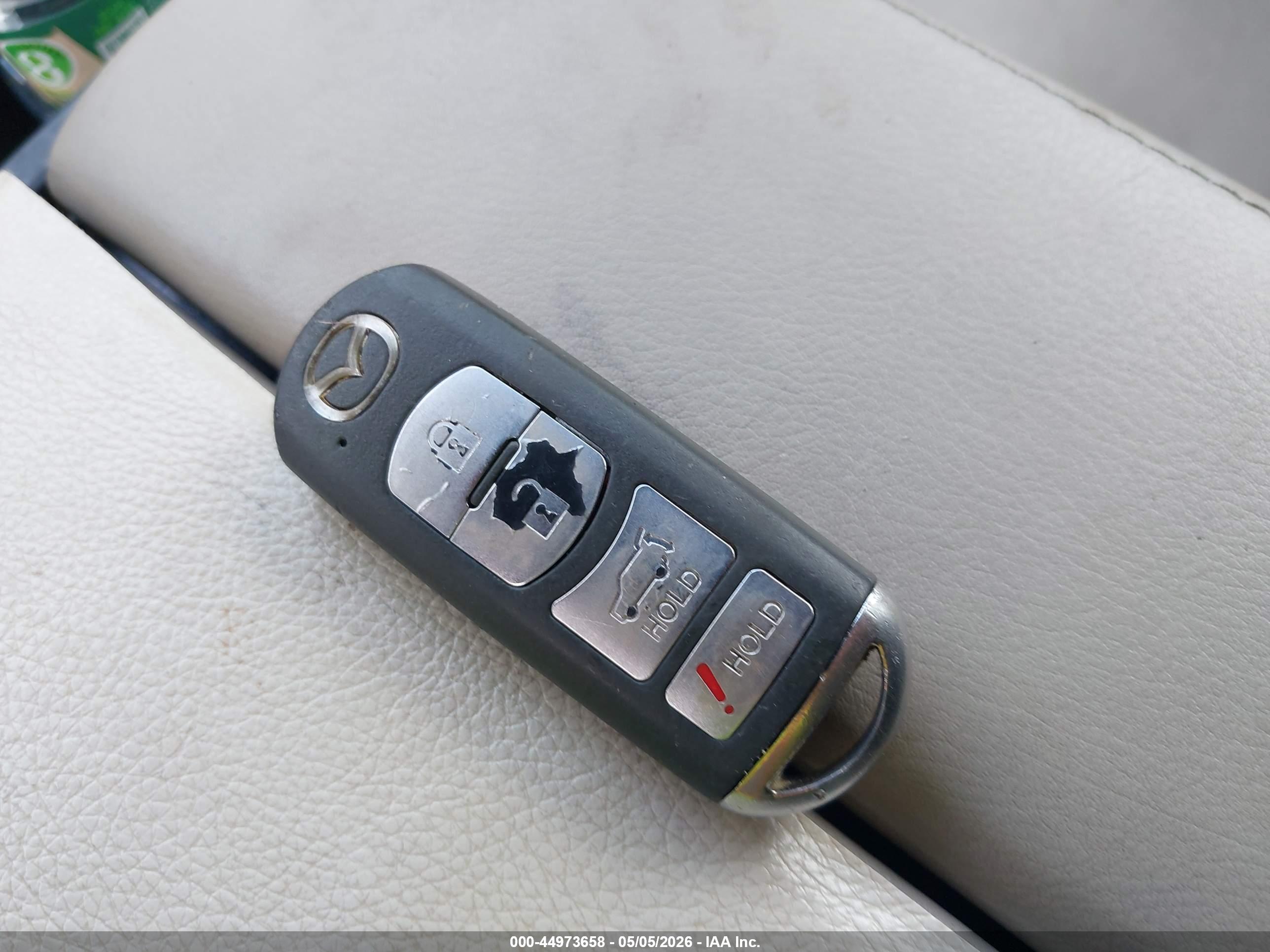 MAZDA CX-9 image 11