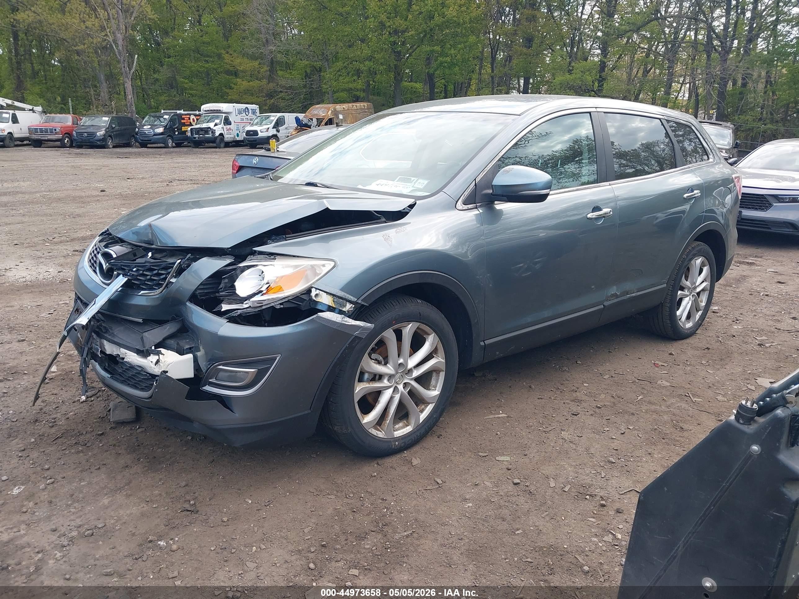 MAZDA CX-9 image 2