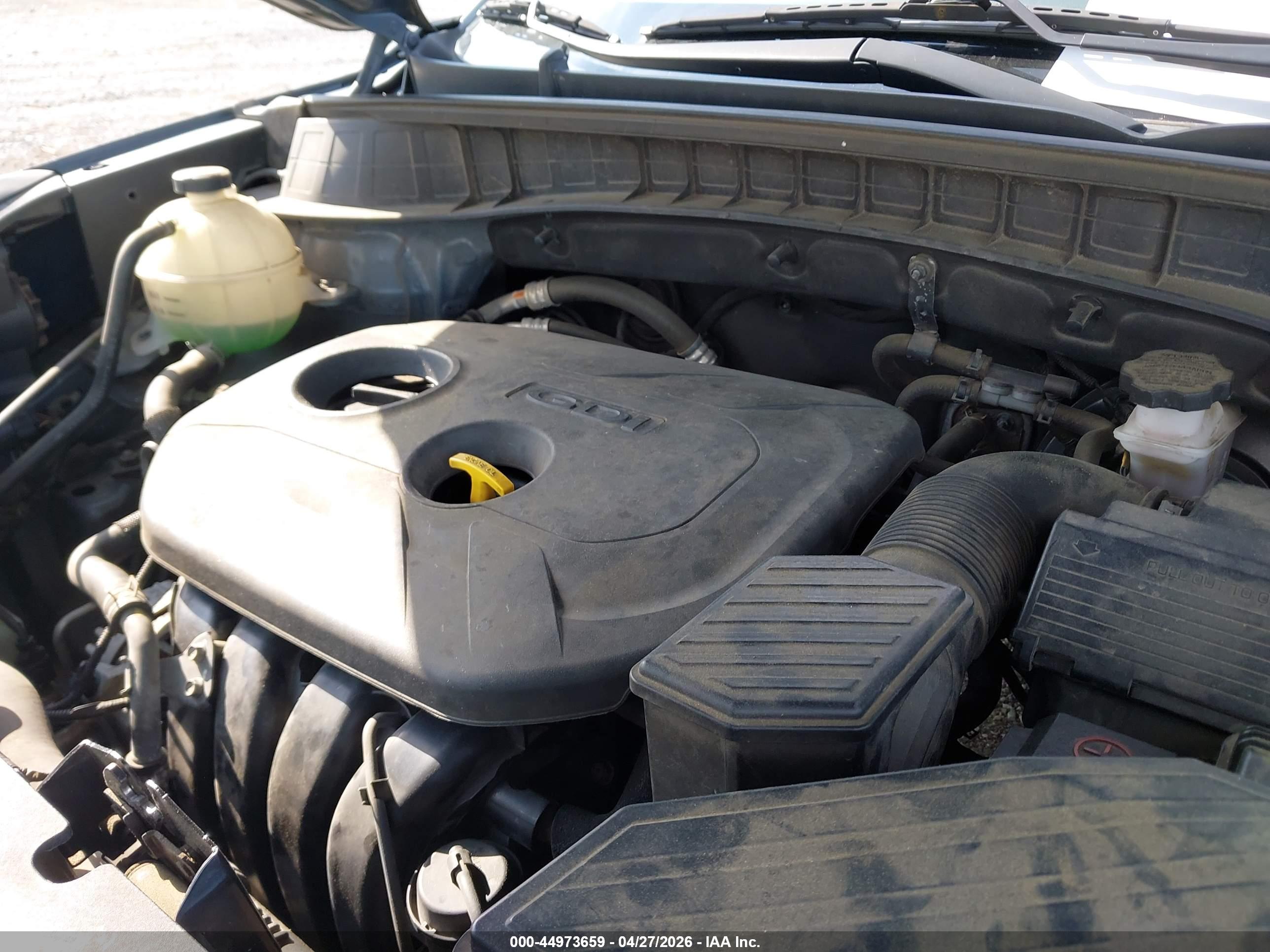 HYUNDAI TUCSON image 10