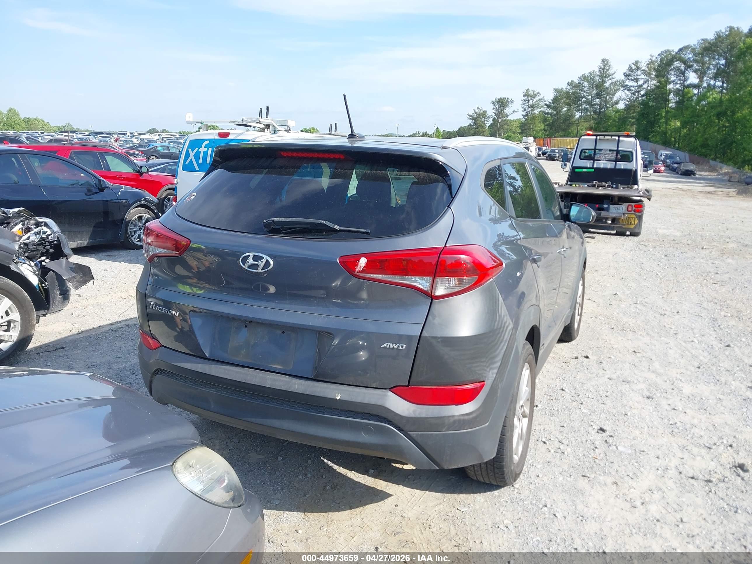 HYUNDAI TUCSON image 4