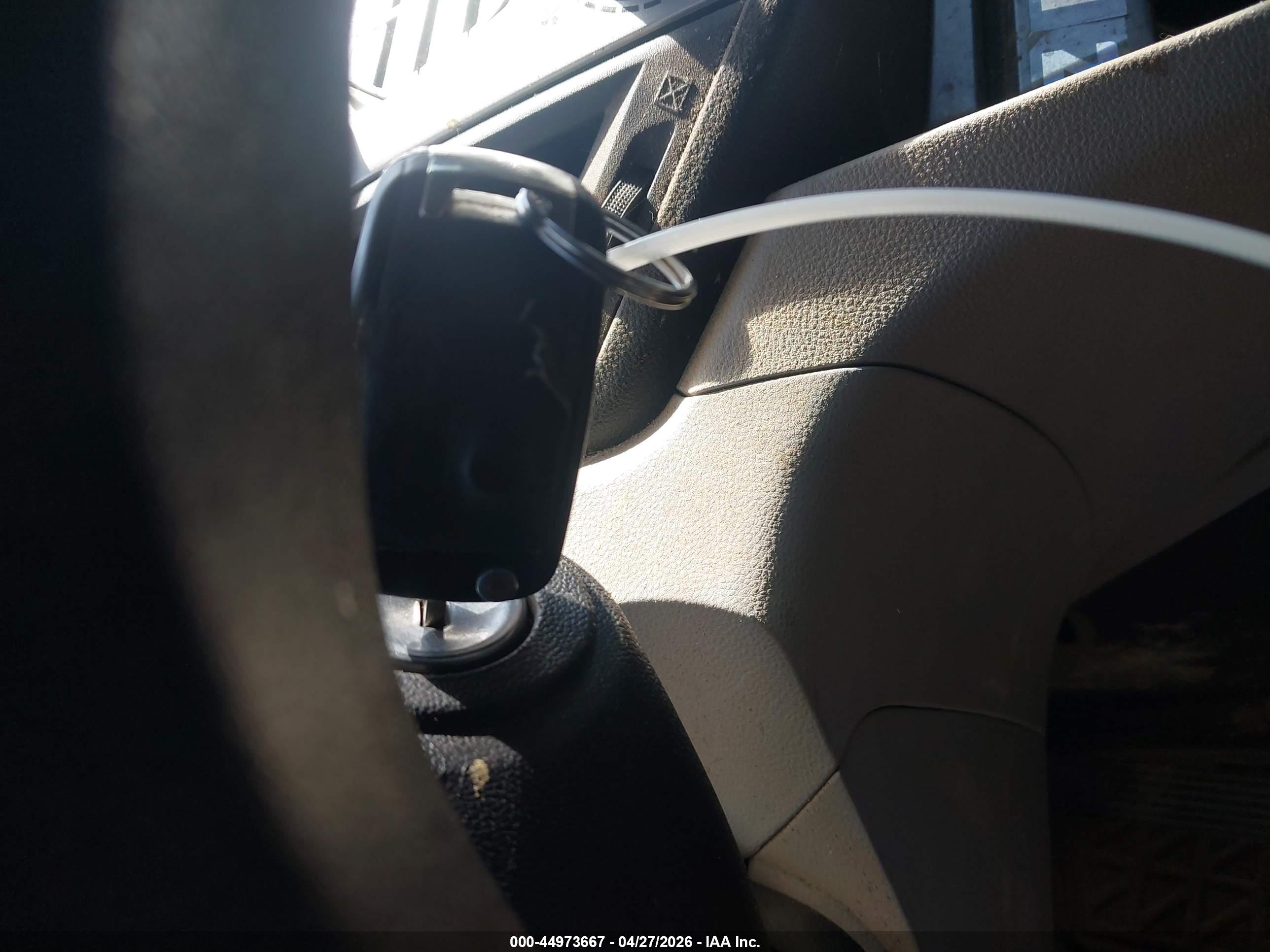 CHEVROLET EQUINOX image 11