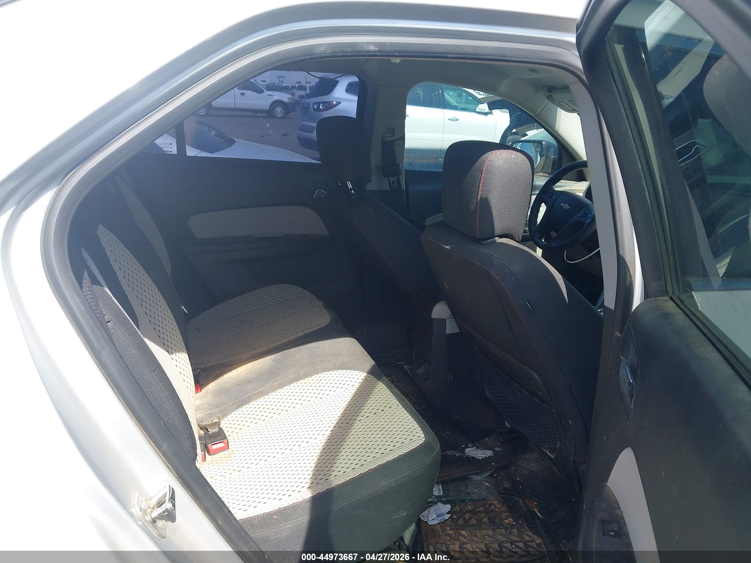 CHEVROLET EQUINOX image 8