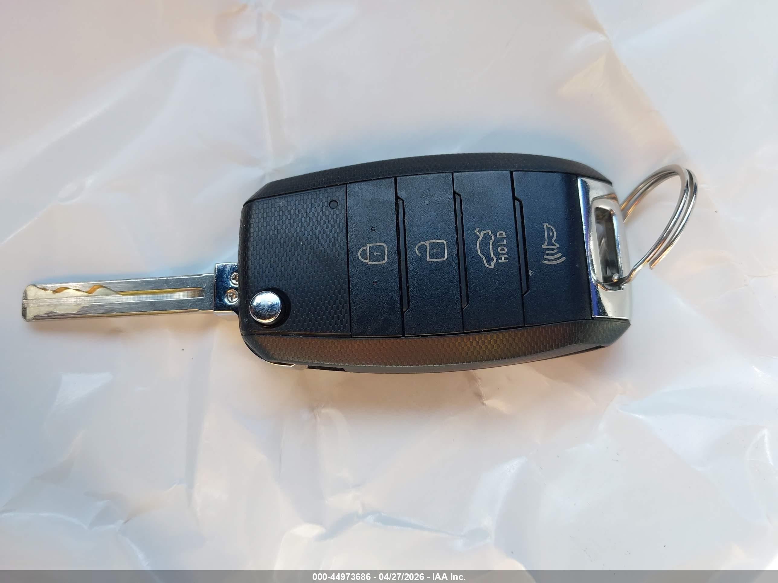 KIA SORENTO image 11