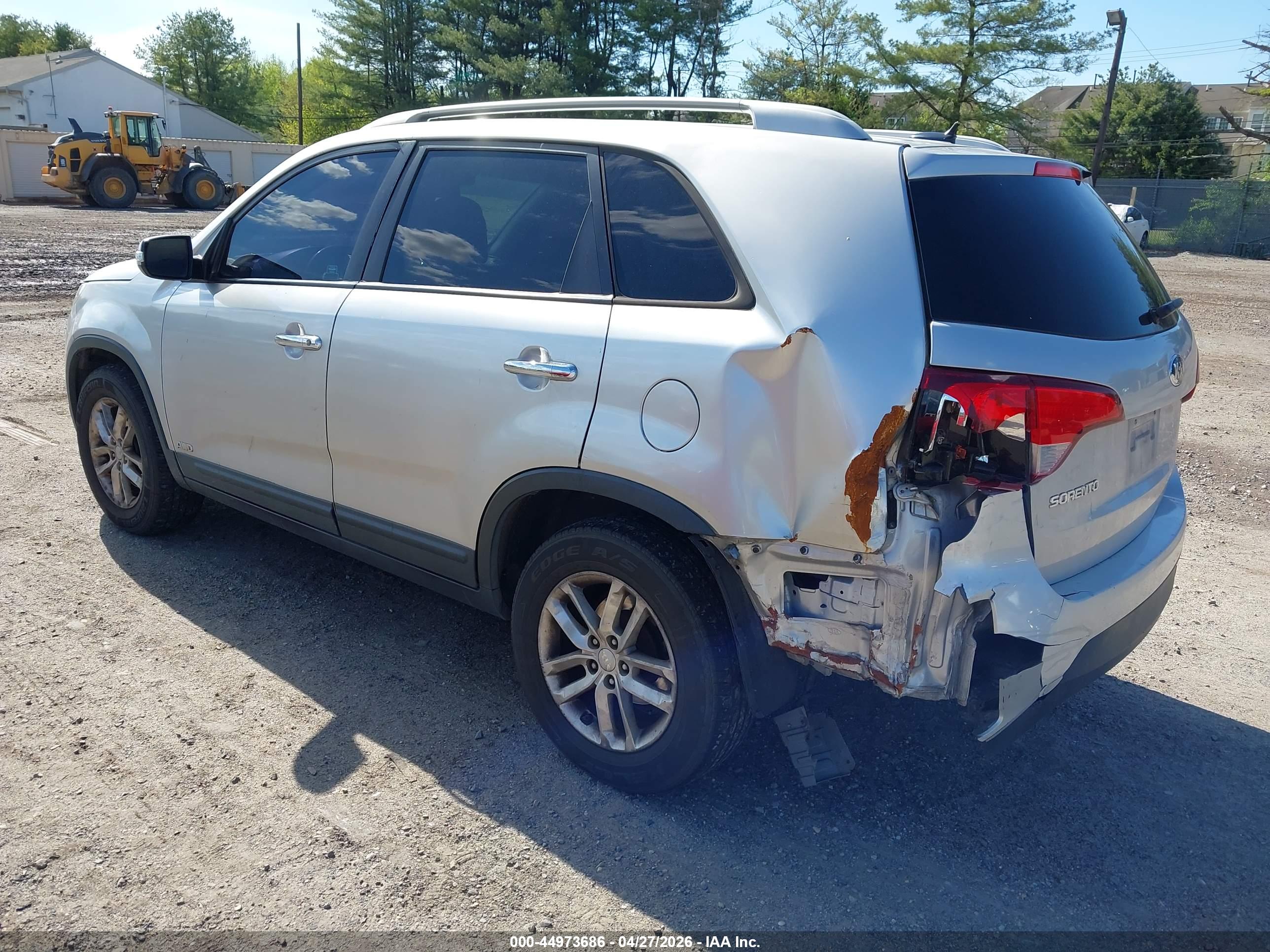 KIA SORENTO image 3