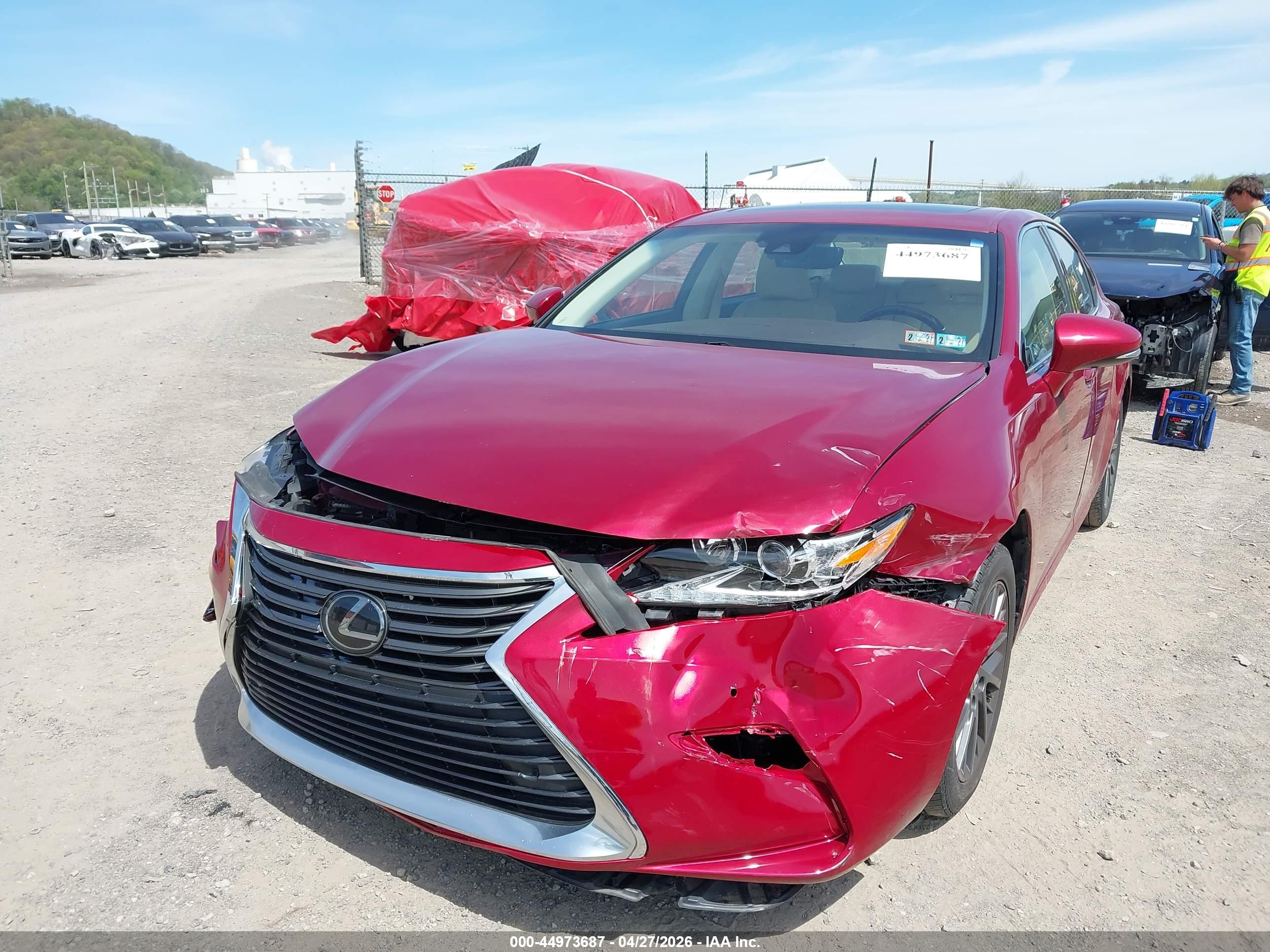 LEXUS ES image 6