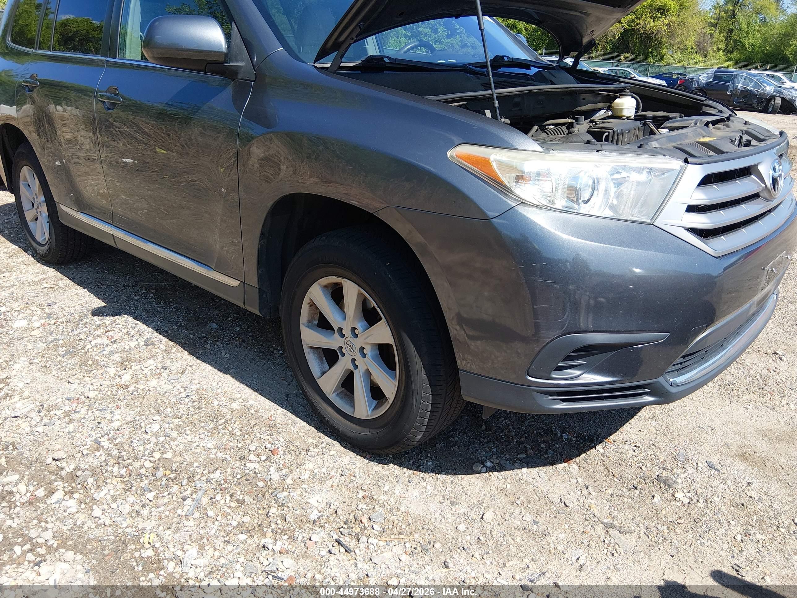 TOYOTA HIGHLANDER image 6