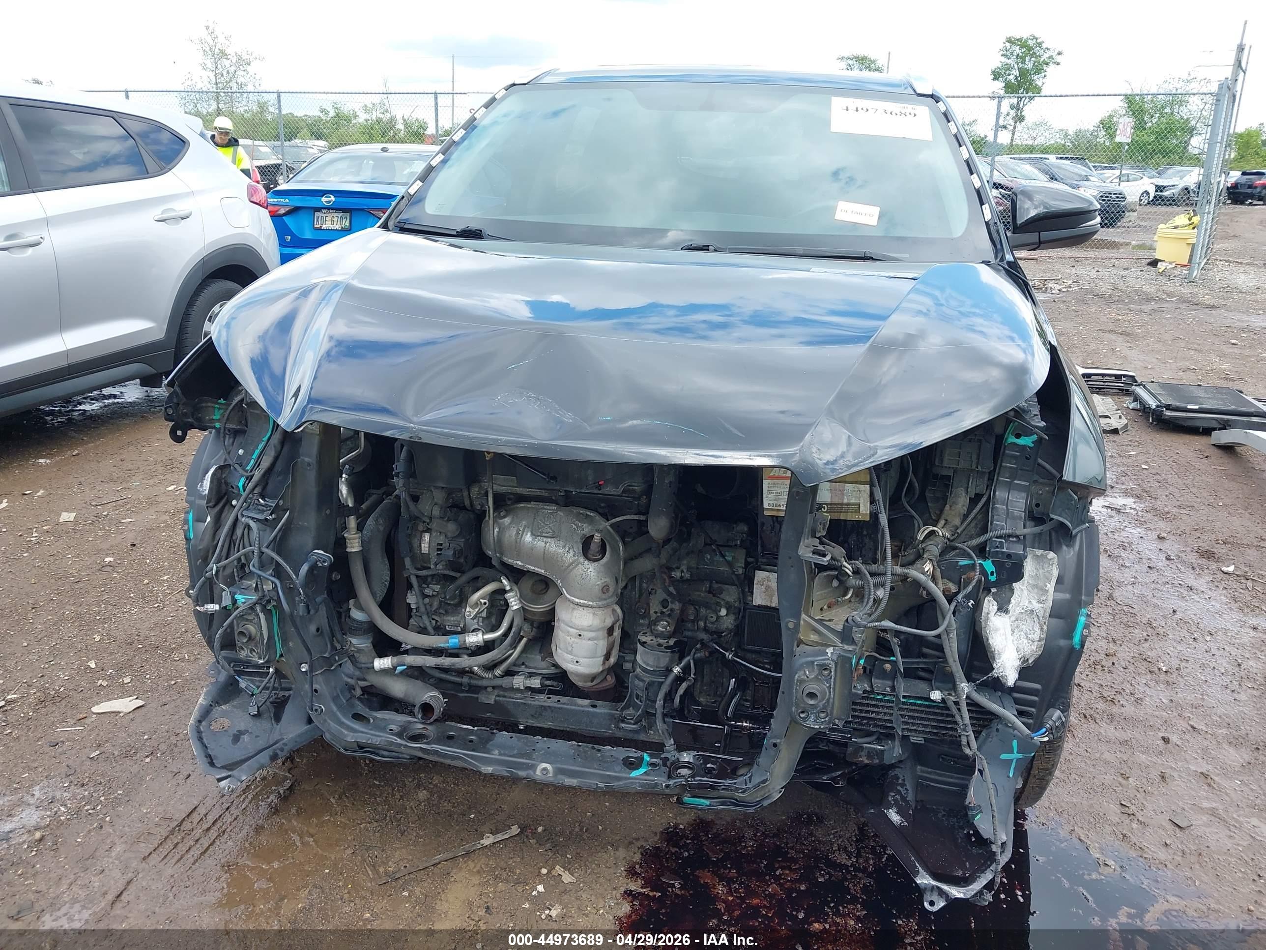 TOYOTA HIGHLANDER image 6