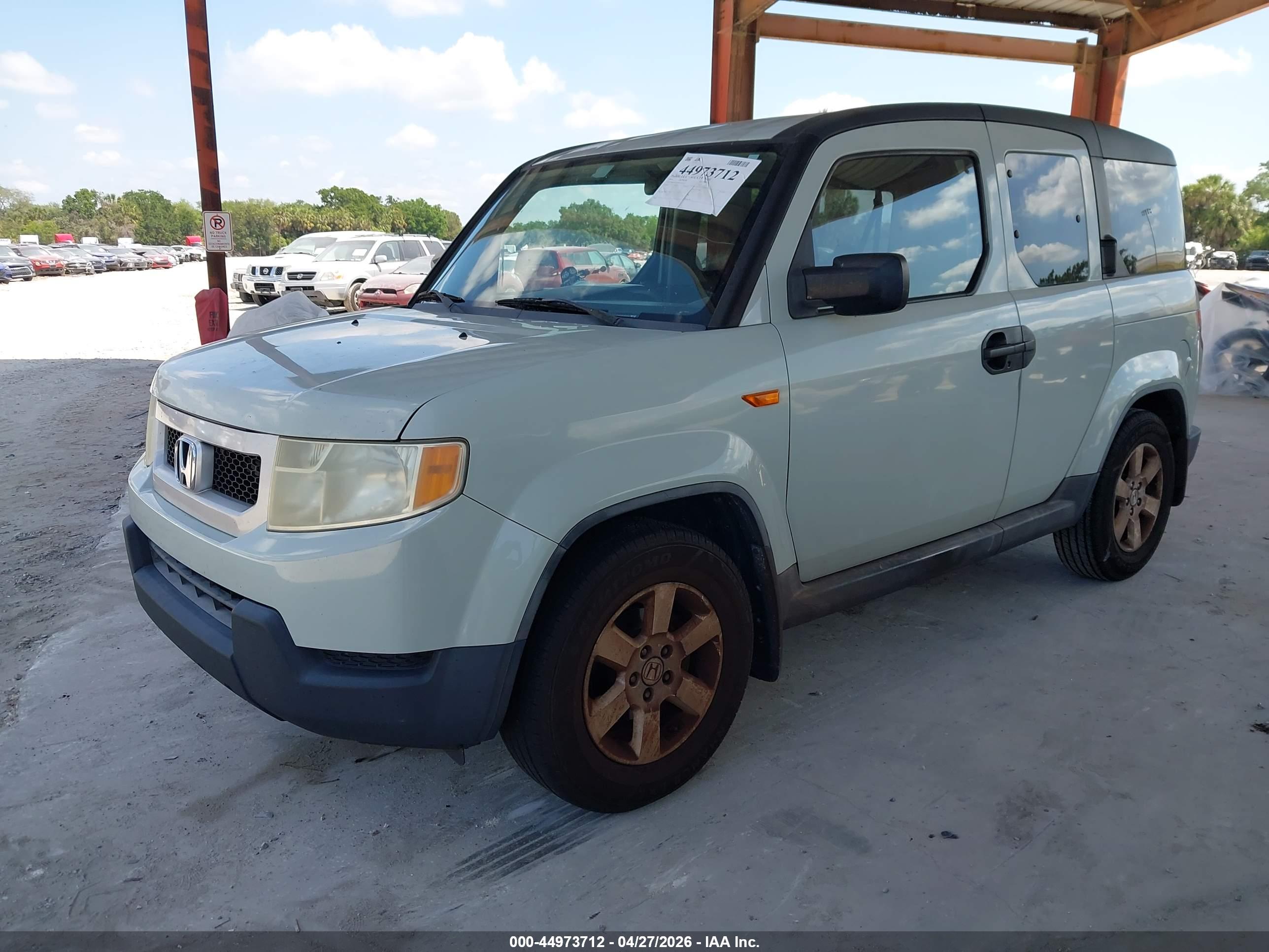 HONDA ELEMENT image 2